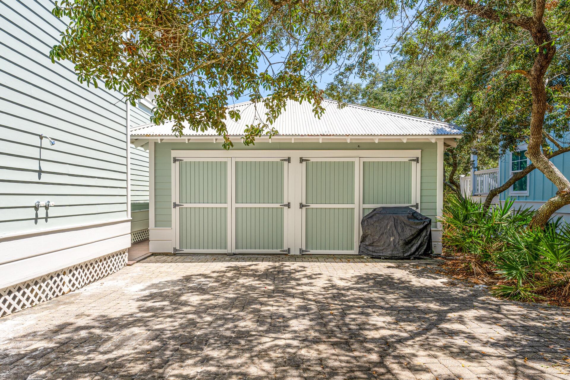 OLD FLORIDA BEACH - Residential