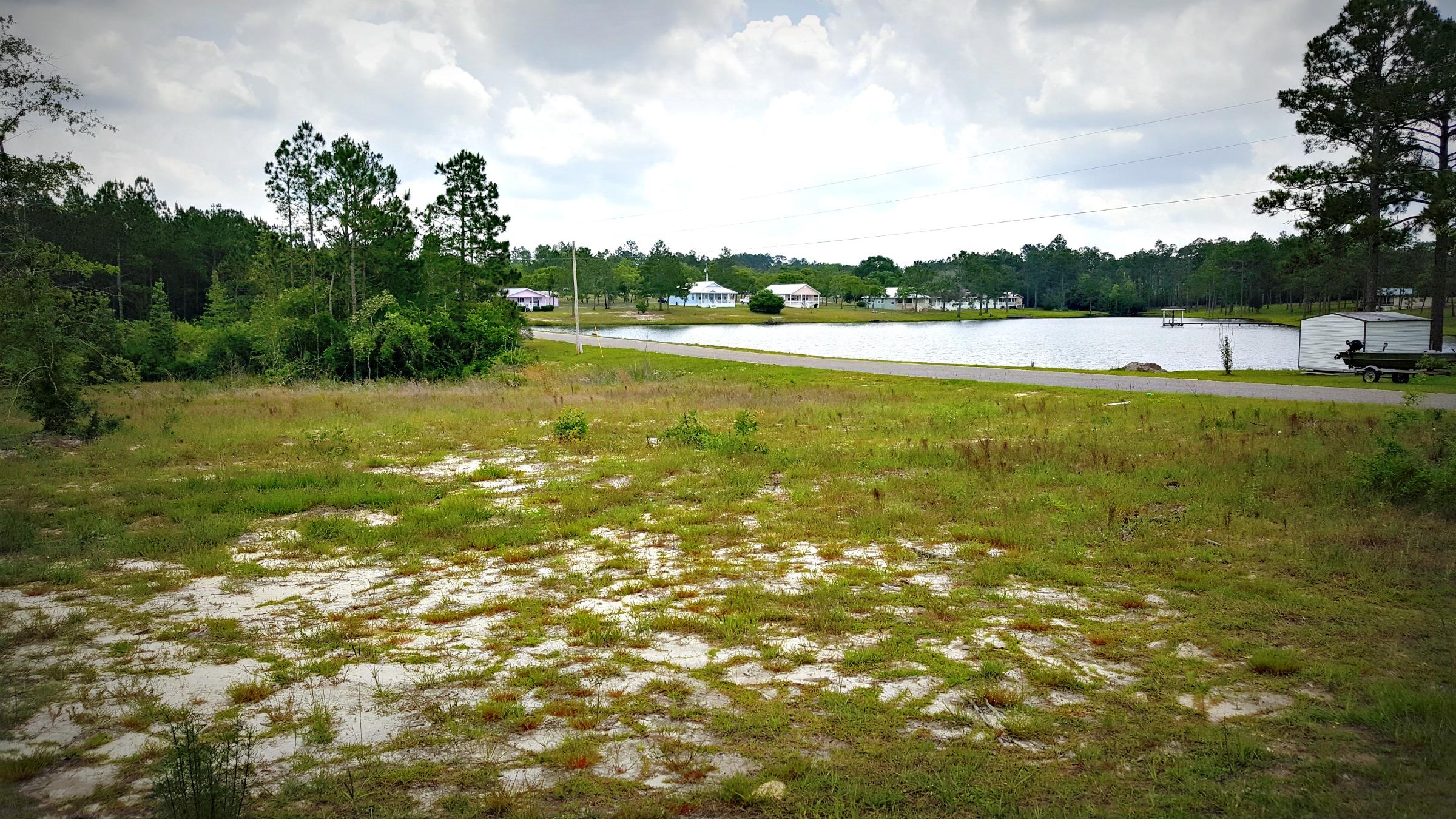 LAKESHORE GARDENS - Land