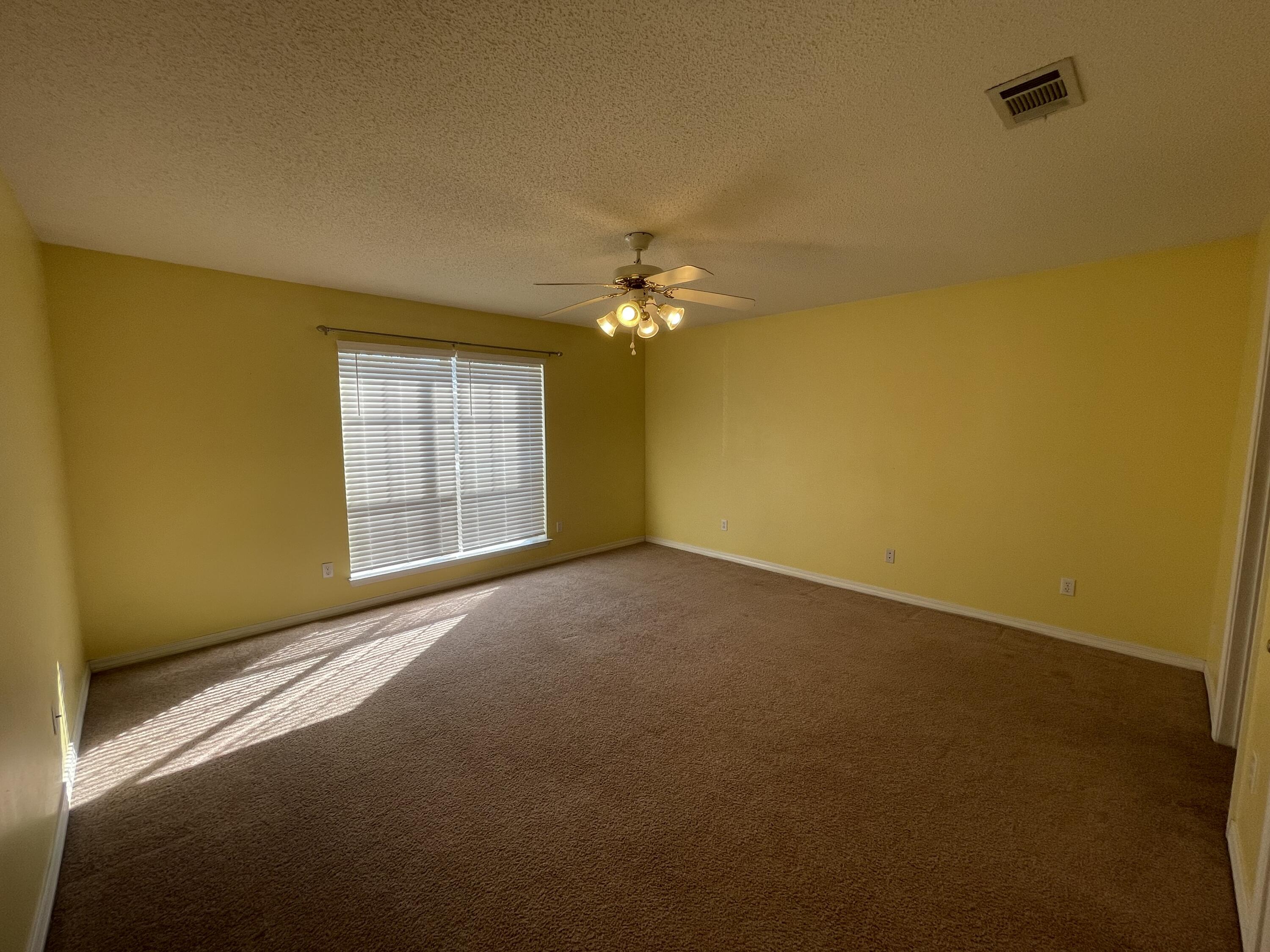 STEEPLECHASE PH 1 - Residential Lease