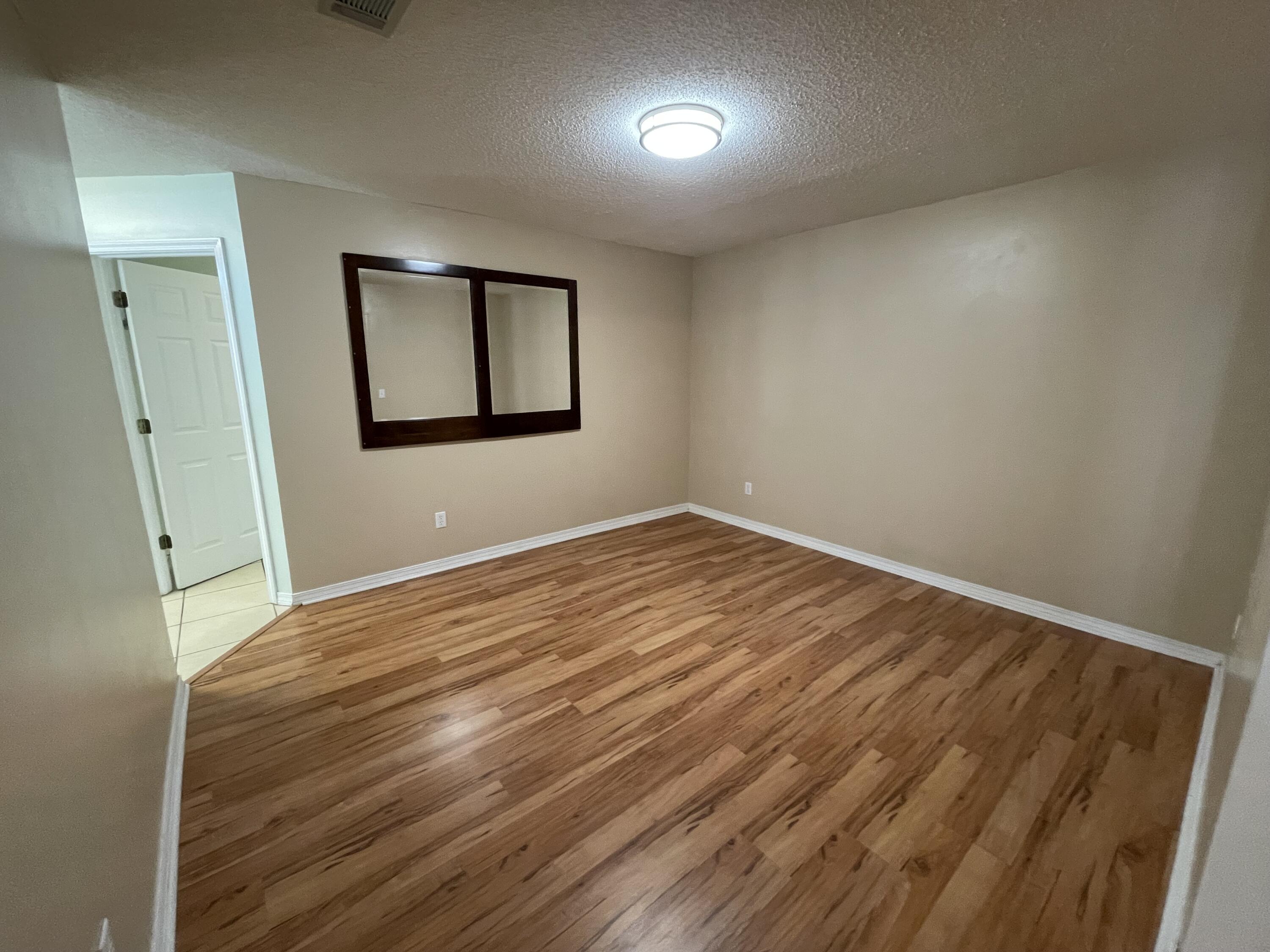 STEEPLECHASE PH 1 - Residential Lease