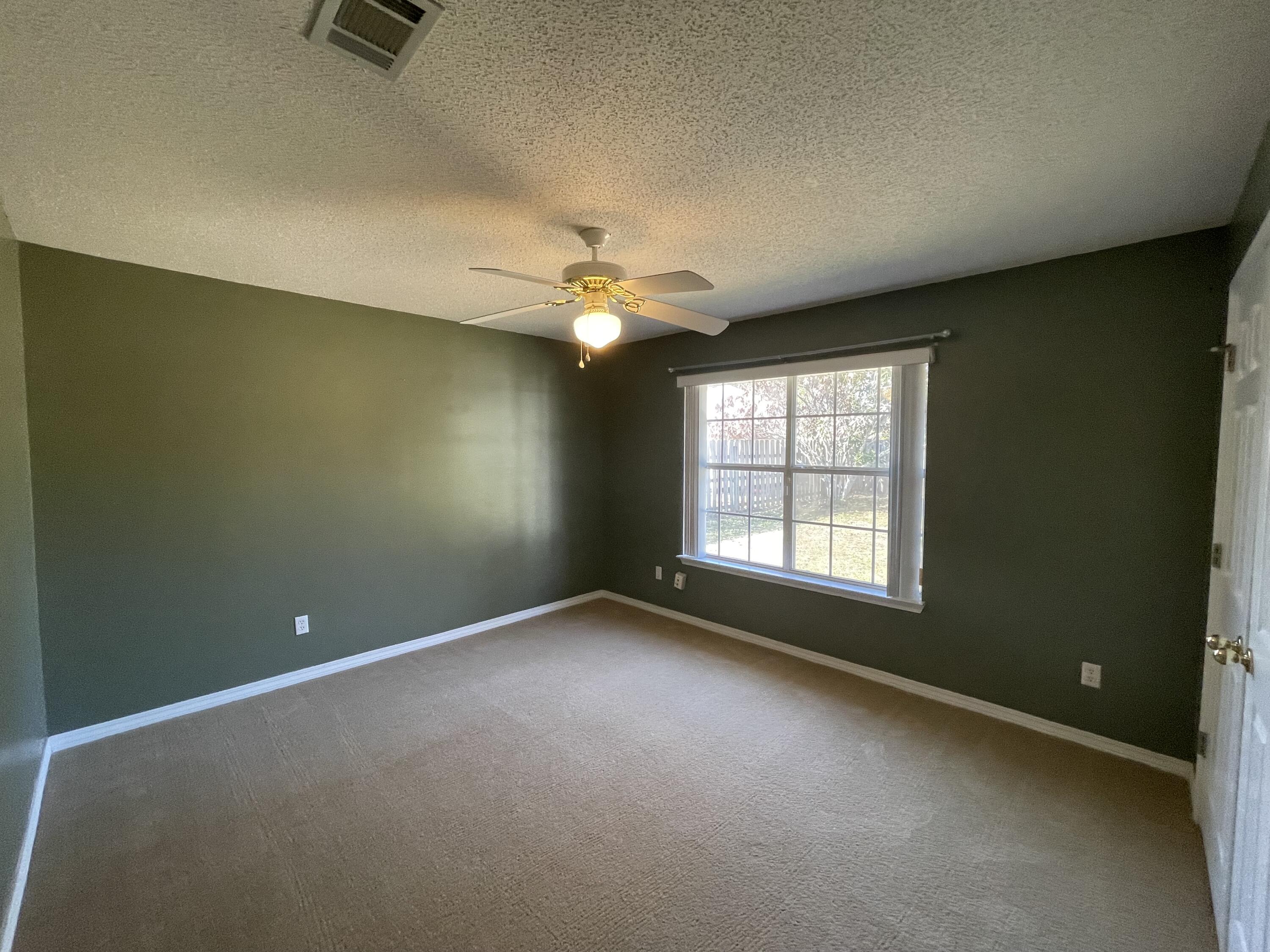 STEEPLECHASE PH 1 - Residential Lease
