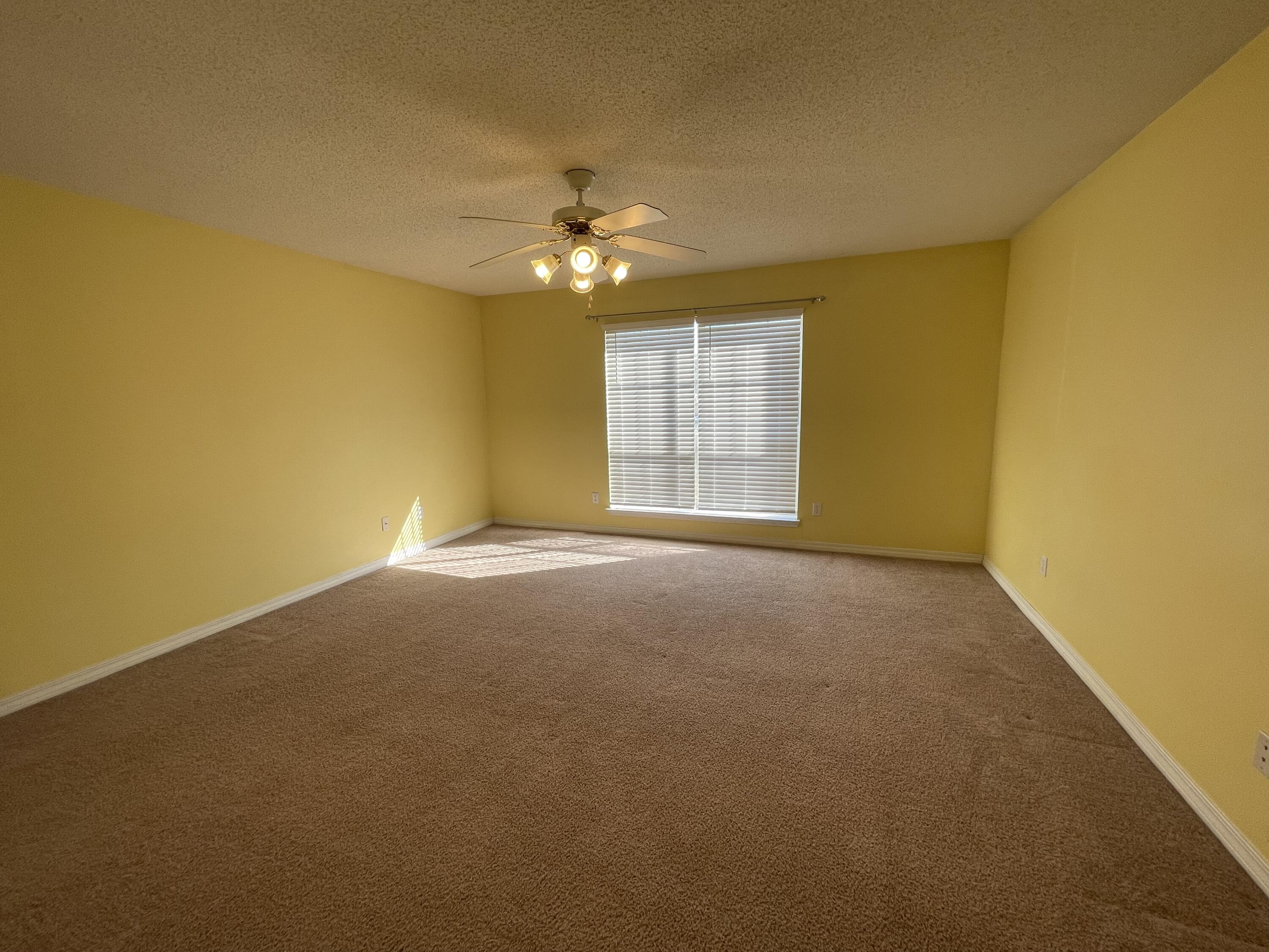 STEEPLECHASE PH 1 - Residential Lease