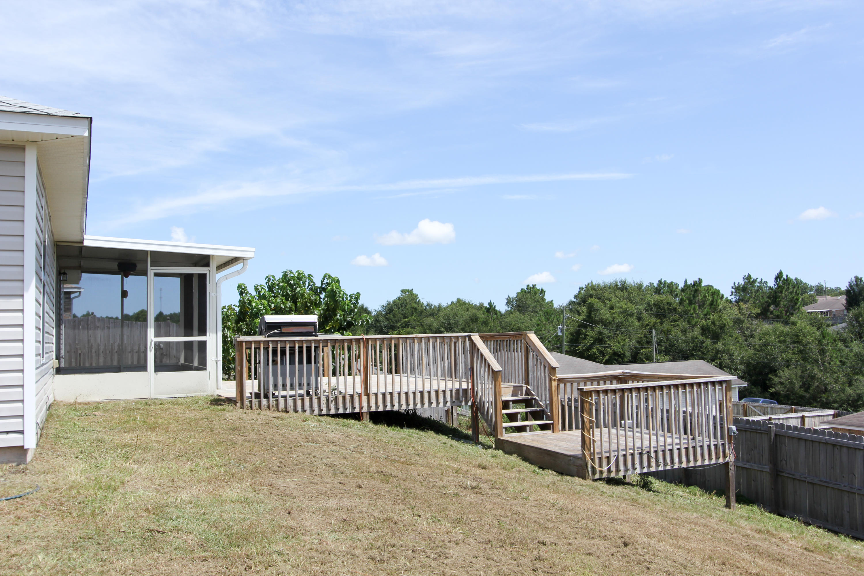 COUNTRYVIEW ESTATES 10TH ADDN - Residential