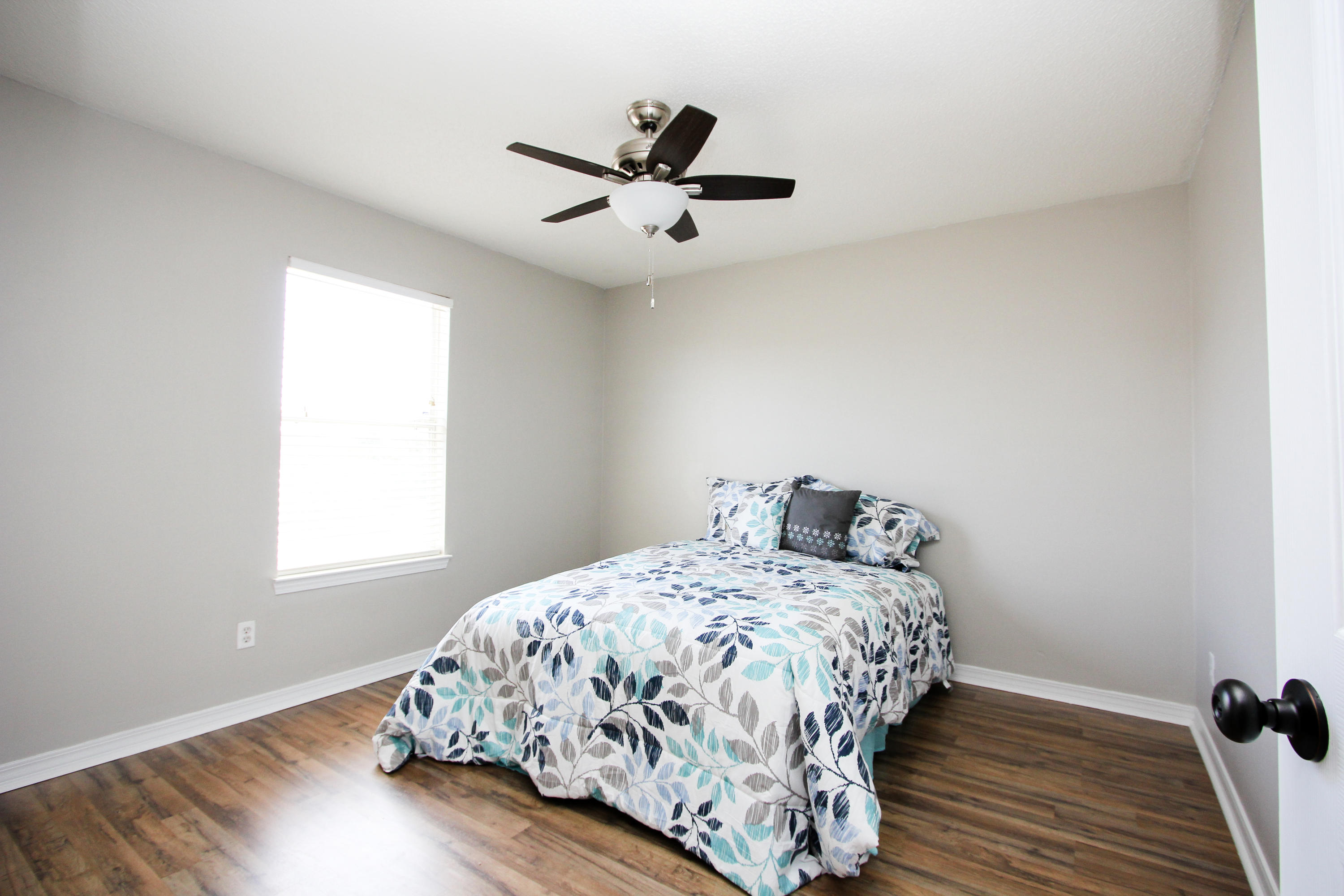 COUNTRYVIEW ESTATES 10TH ADDN - Residential