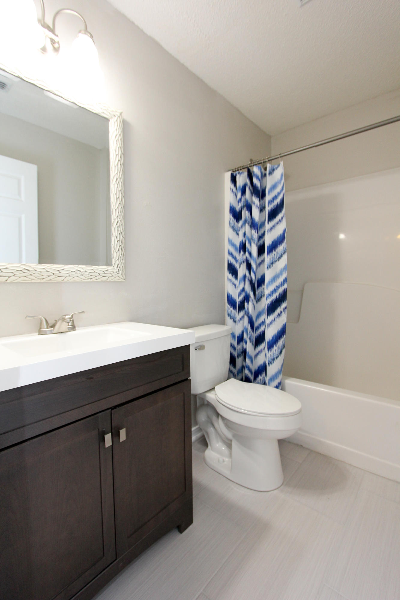 COUNTRYVIEW ESTATES 10TH ADDN - Residential