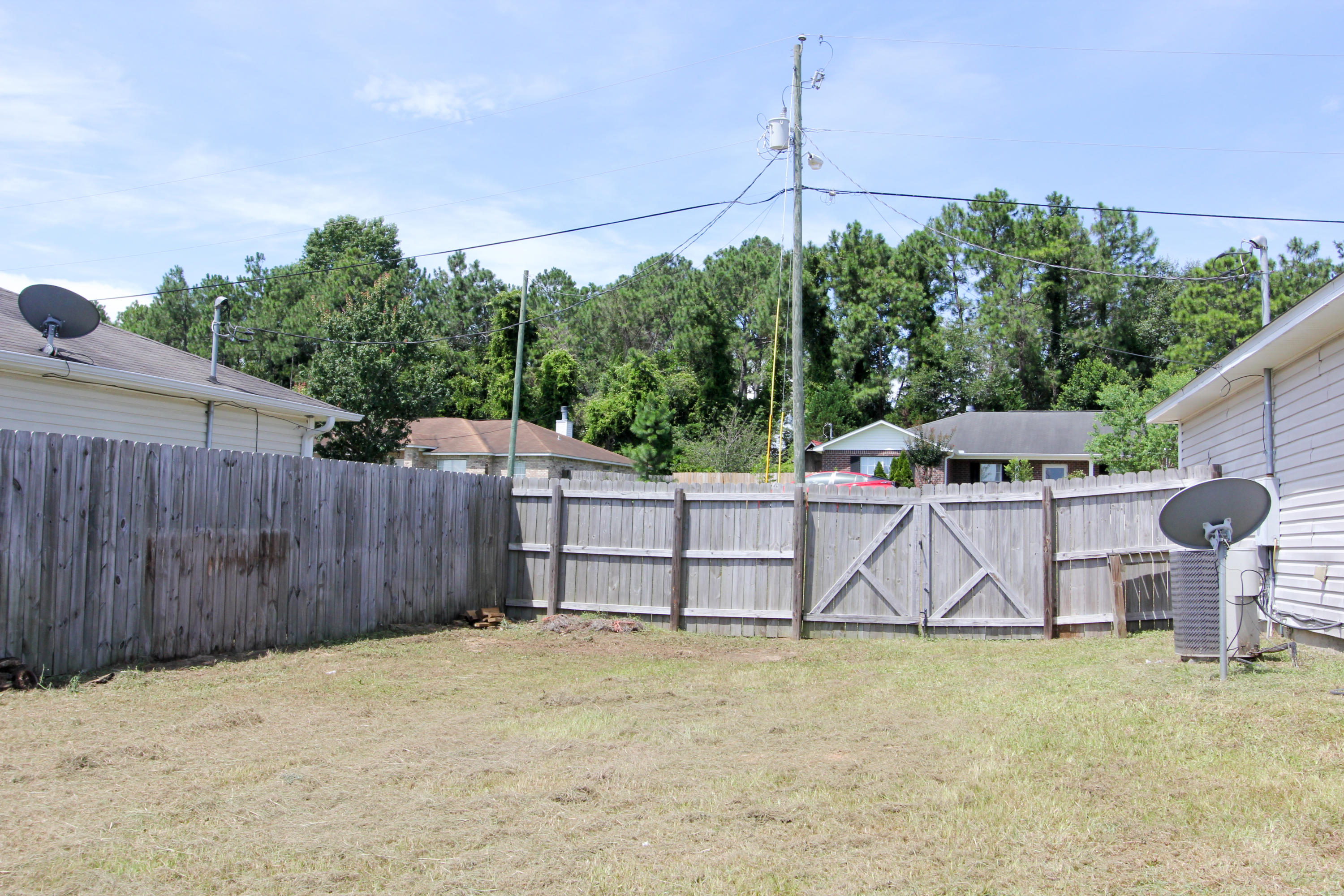 COUNTRYVIEW ESTATES 10TH ADDN - Residential