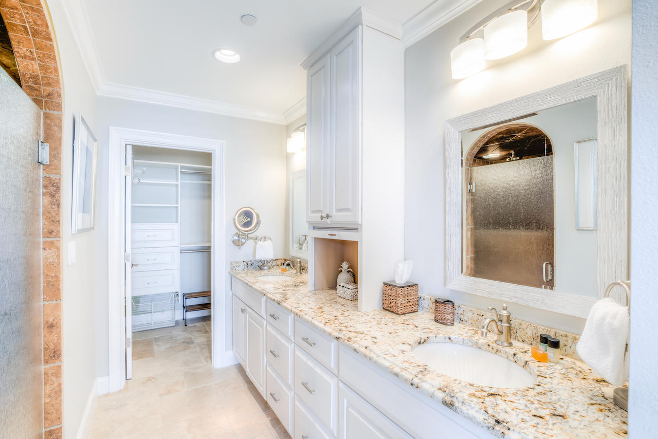 HIGH POINTE RESORT CONDO - Residential