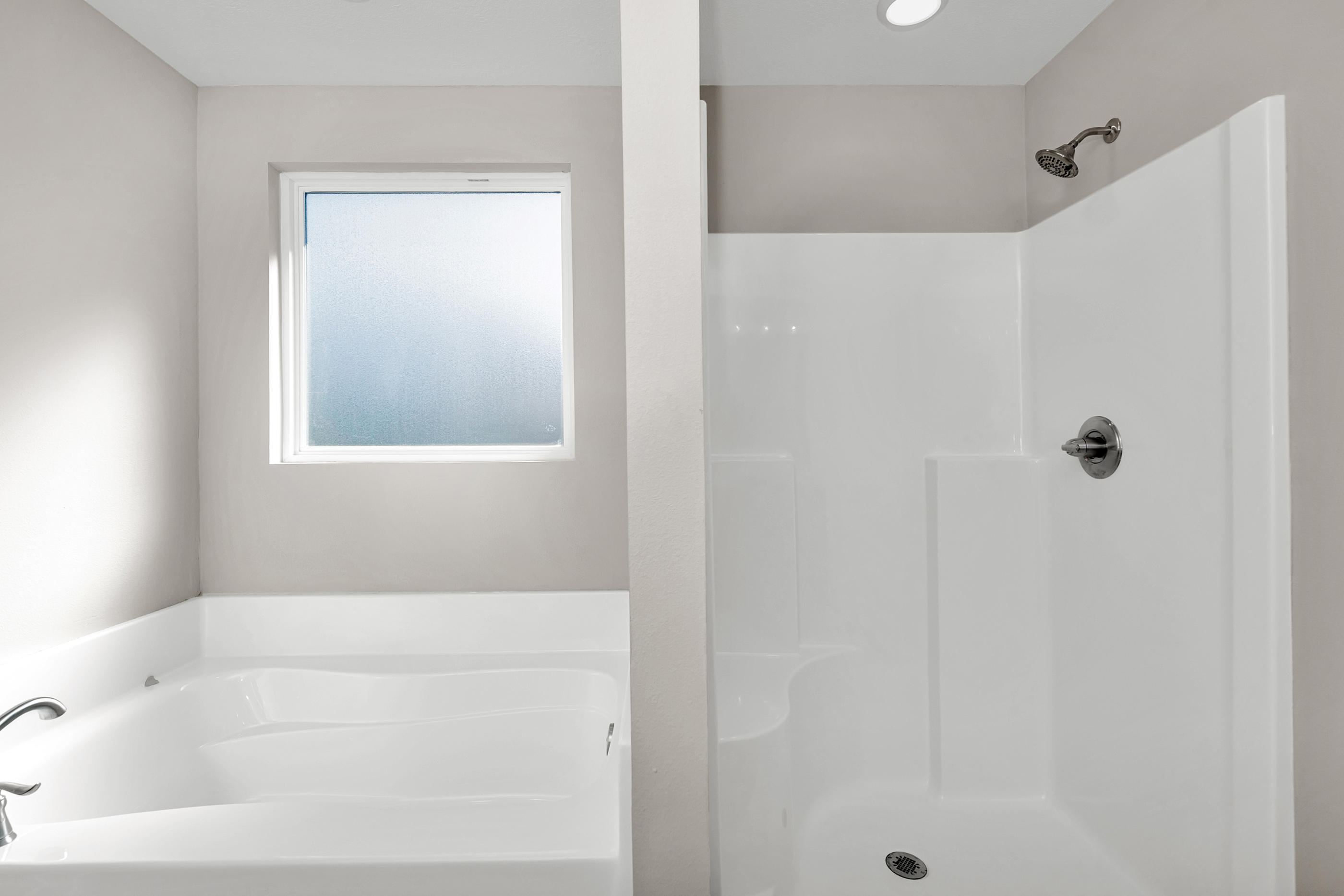 STILLWELL ESTATES - Residential