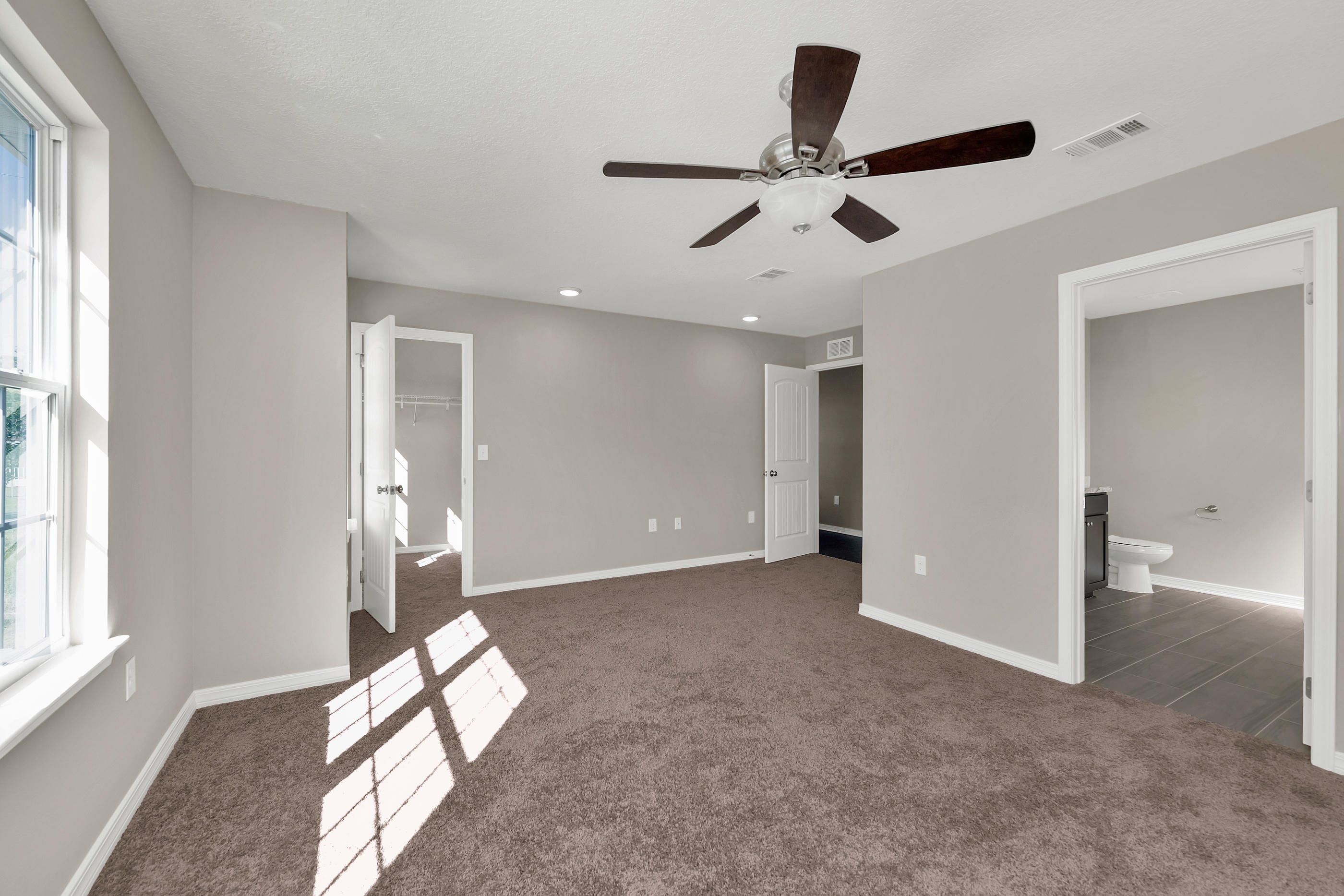 STILLWELL ESTATES - Residential