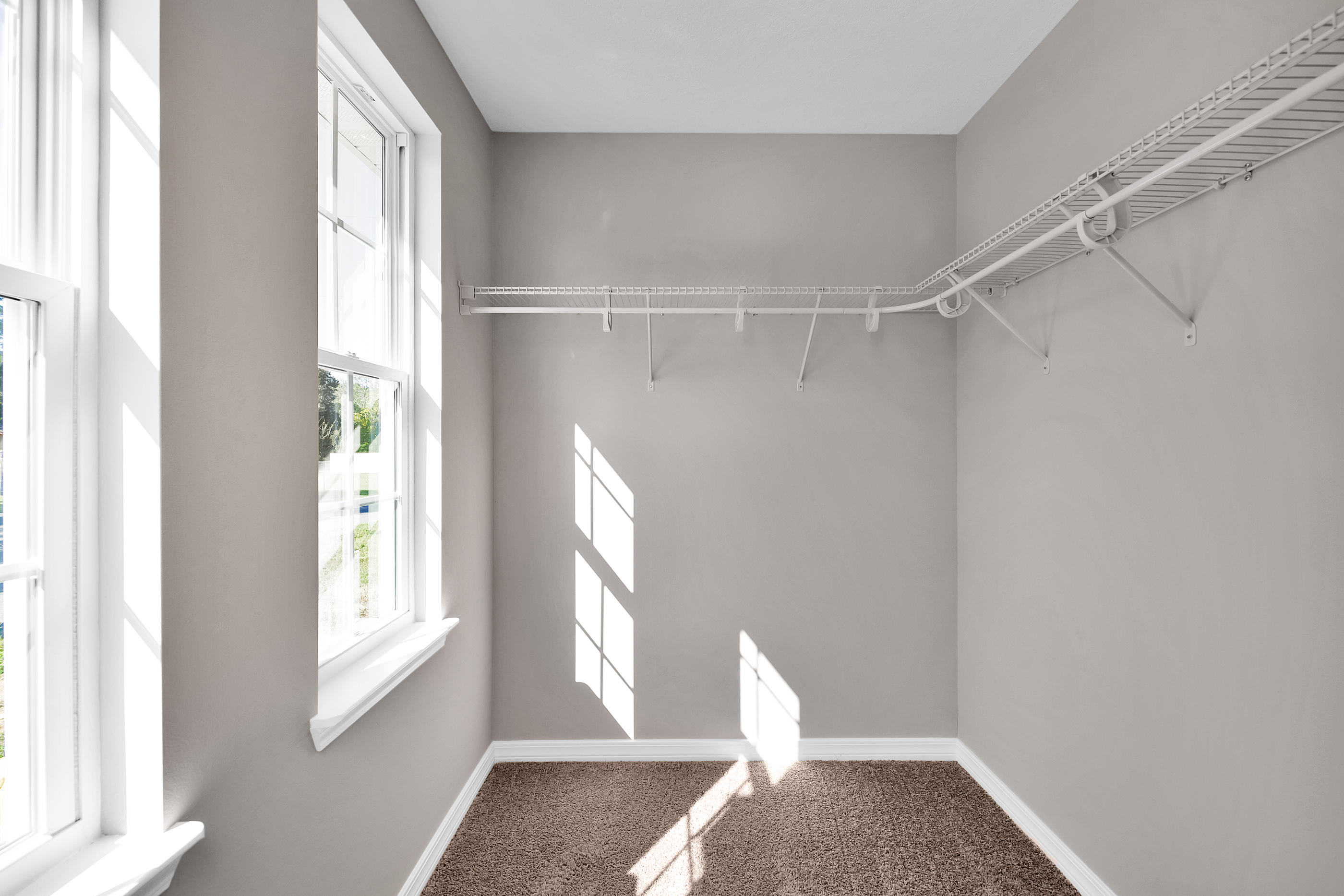 STILLWELL ESTATES - Residential