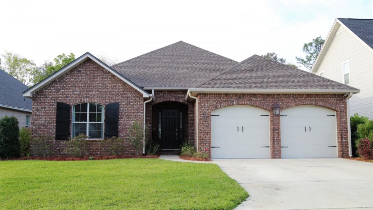 THE STABLES AT ROCKY BAYOU - Residential