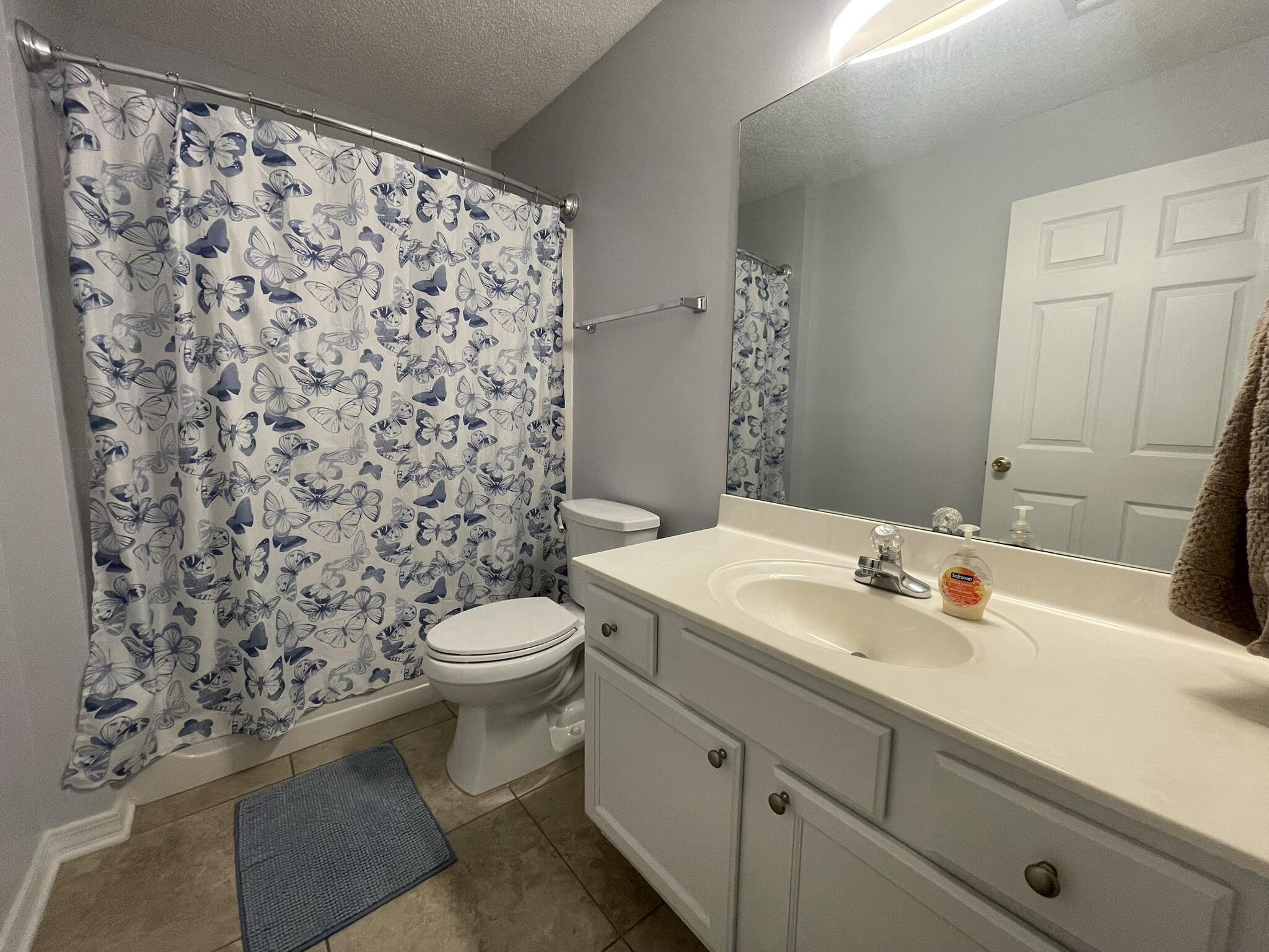JAYDE ESTATES - Residential Lease