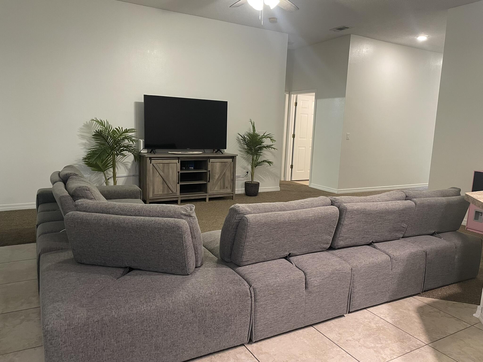 JAYDE ESTATES - Residential Lease