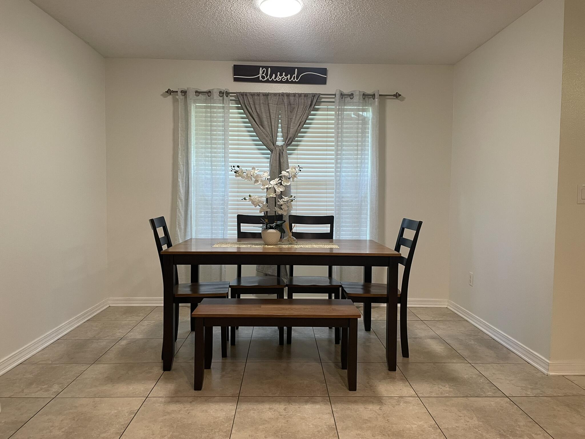 JAYDE ESTATES - Residential Lease