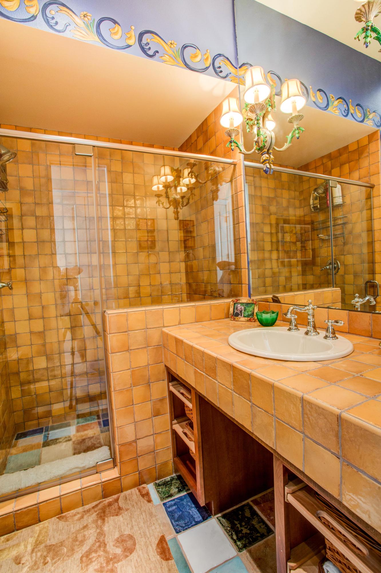 BURNT PINE - Residential