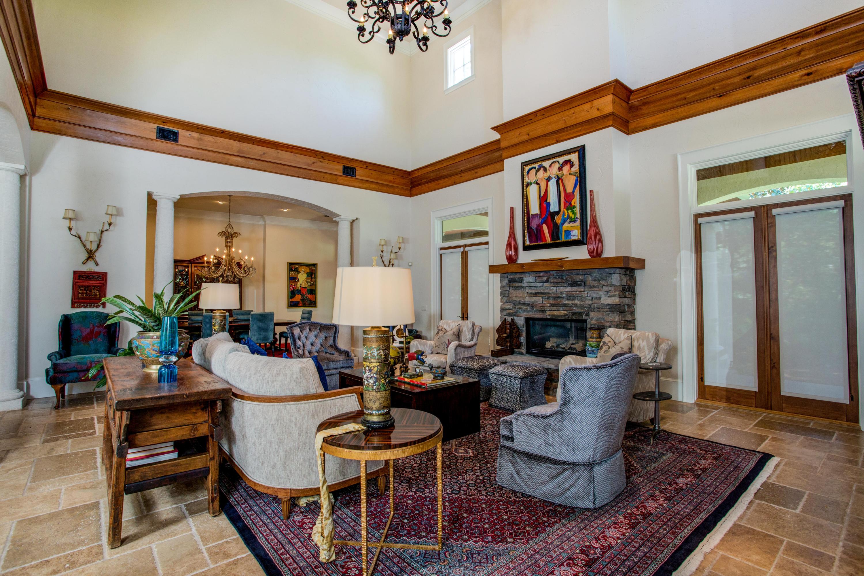 BURNT PINE - Residential