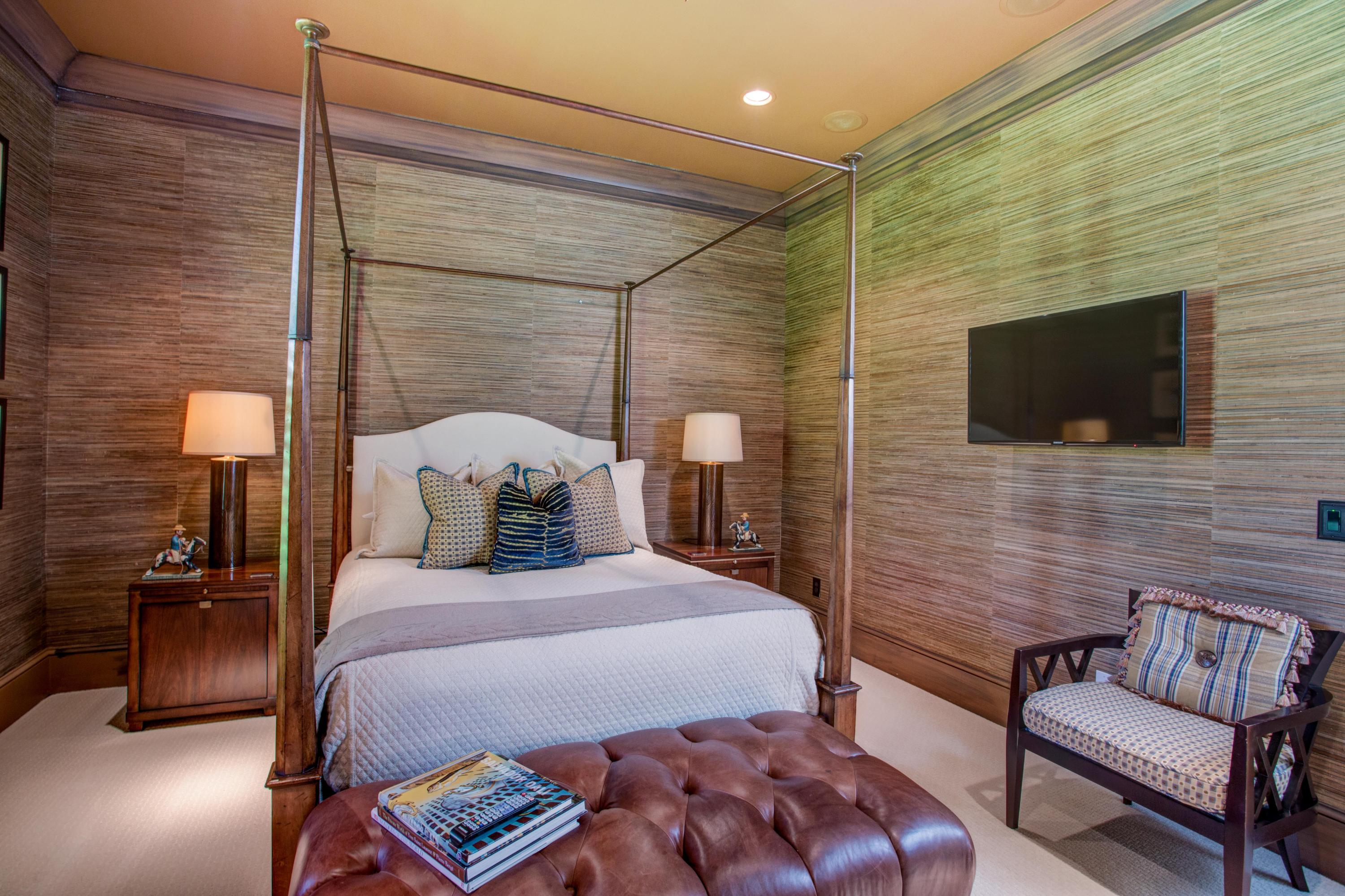 BURNT PINE - Residential