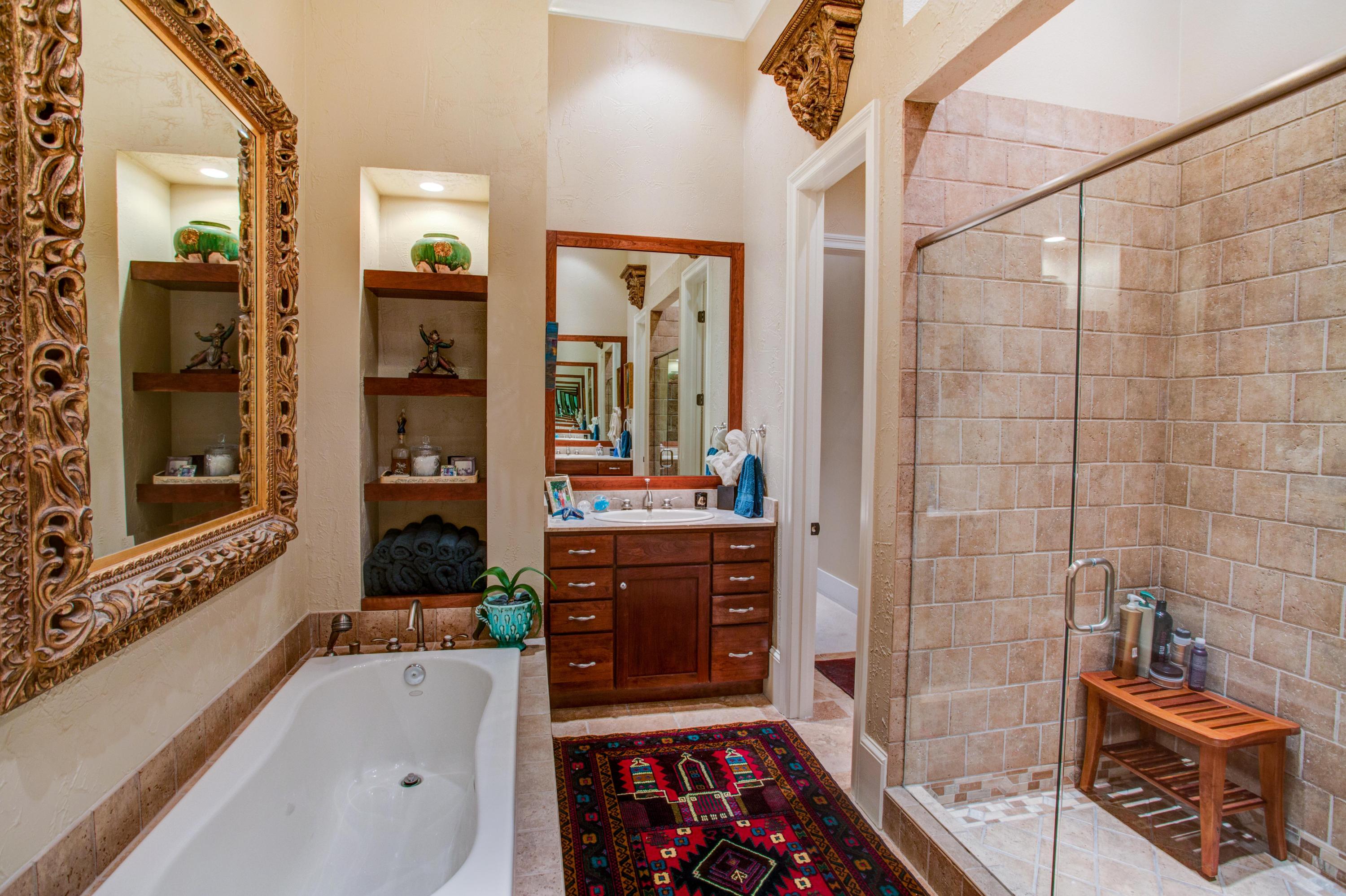 BURNT PINE - Residential