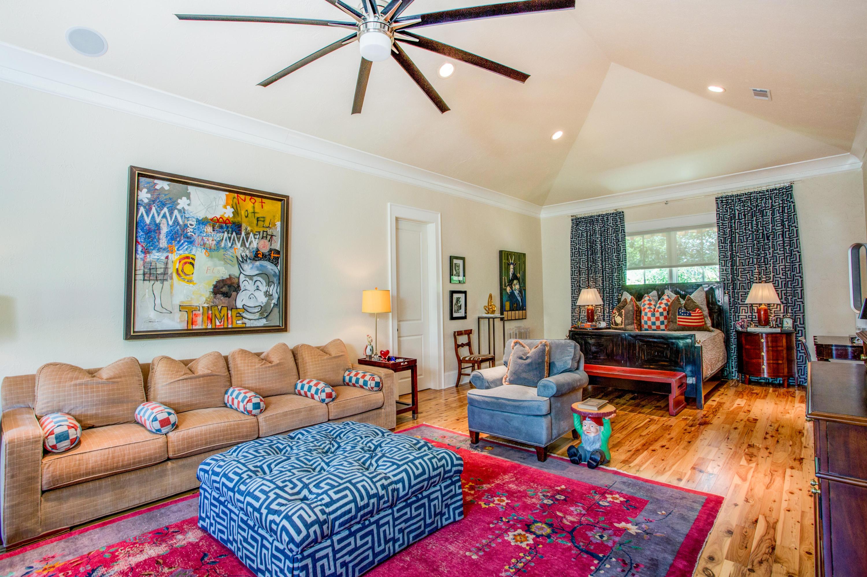 BURNT PINE - Residential