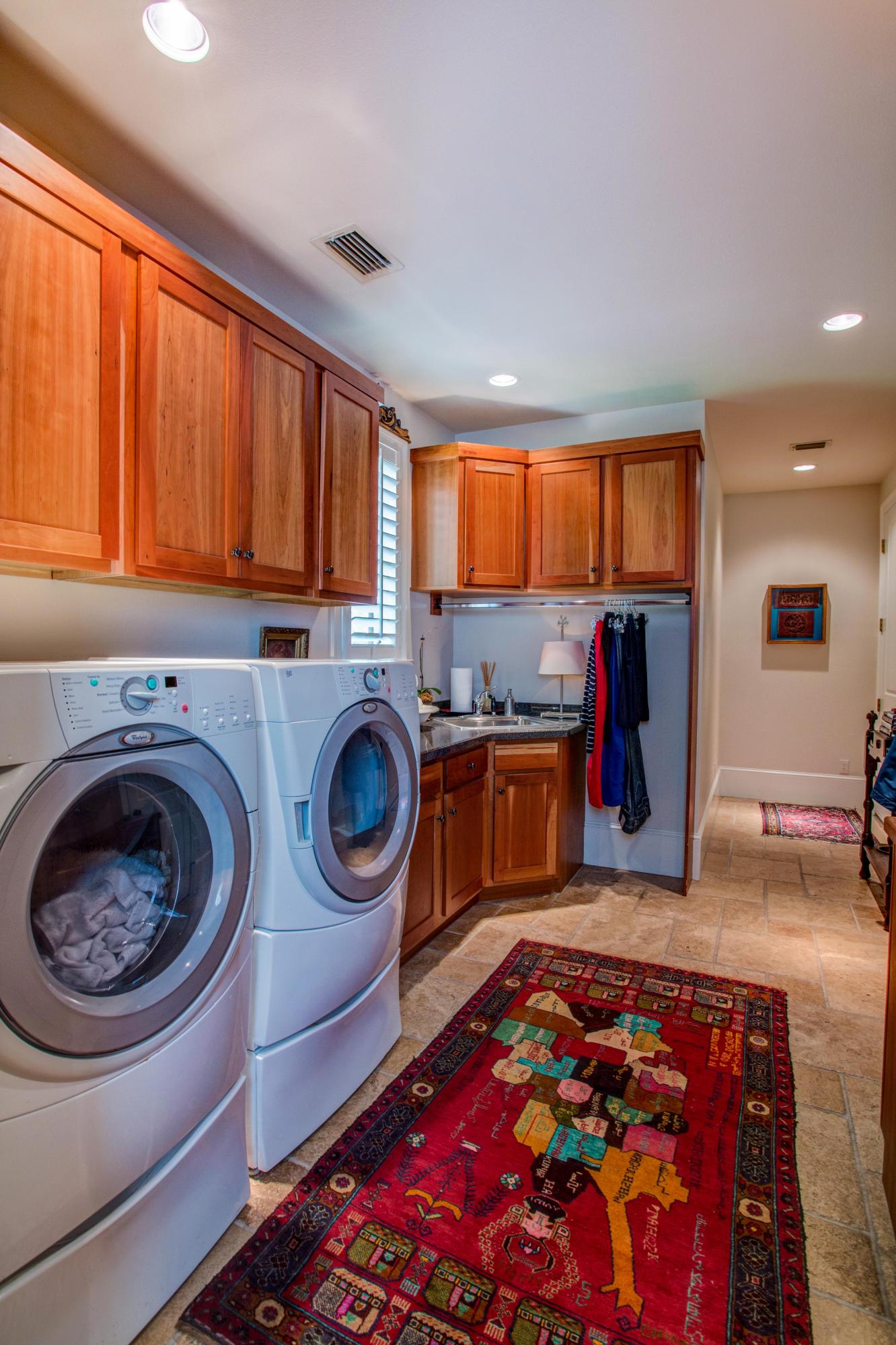 BURNT PINE - Residential