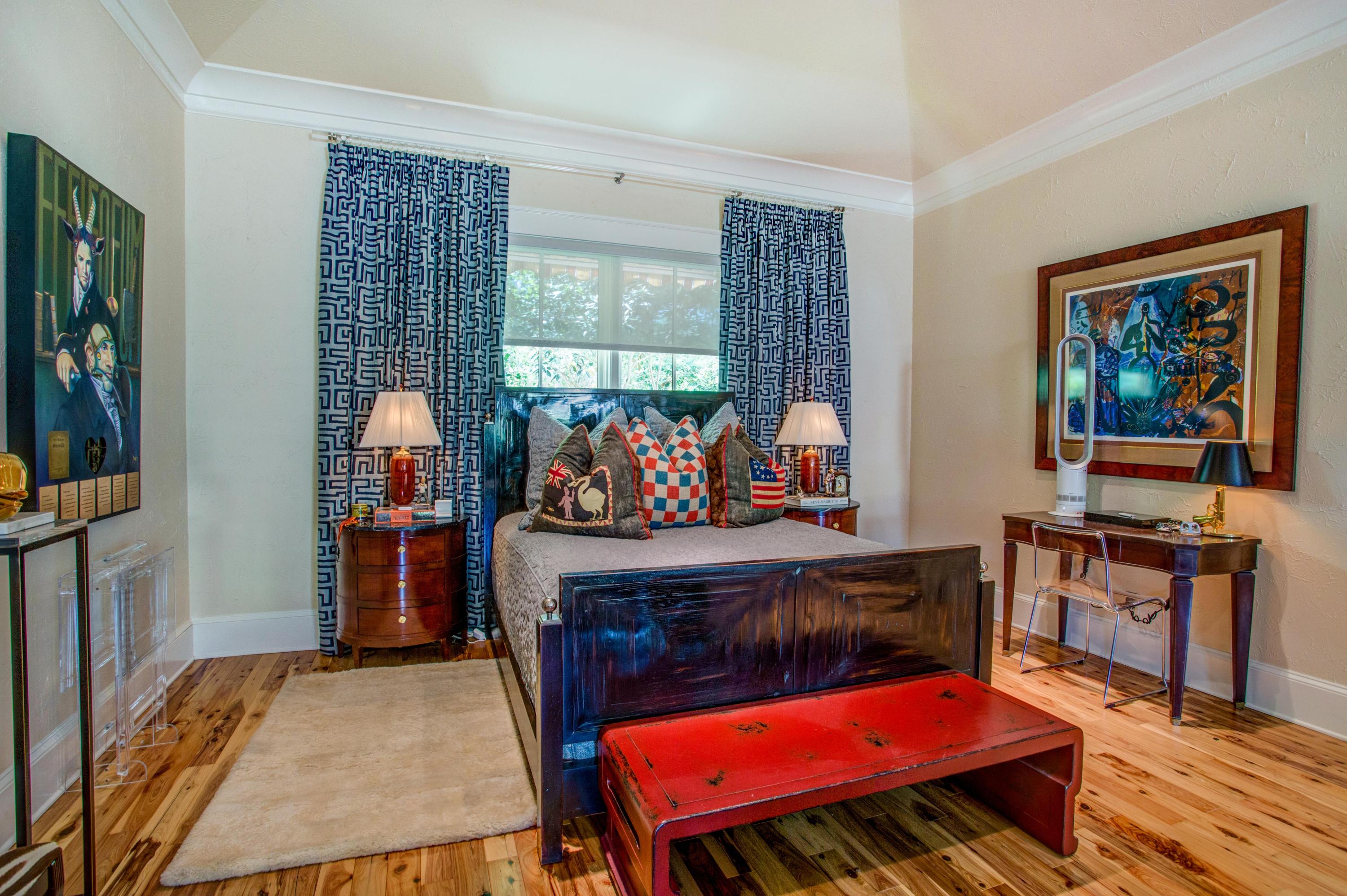 BURNT PINE - Residential