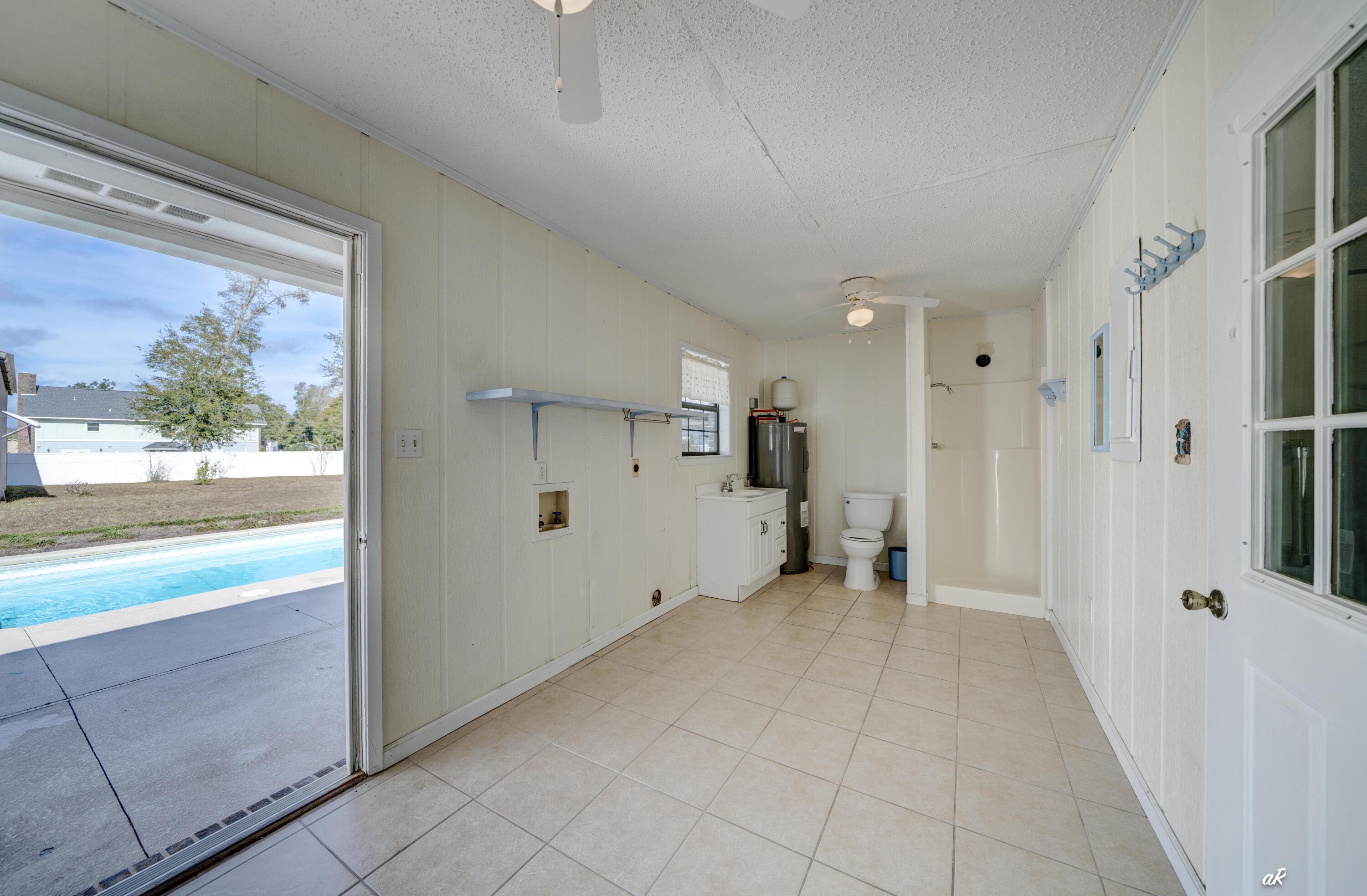 Deerpoint Lake Heights - Residential