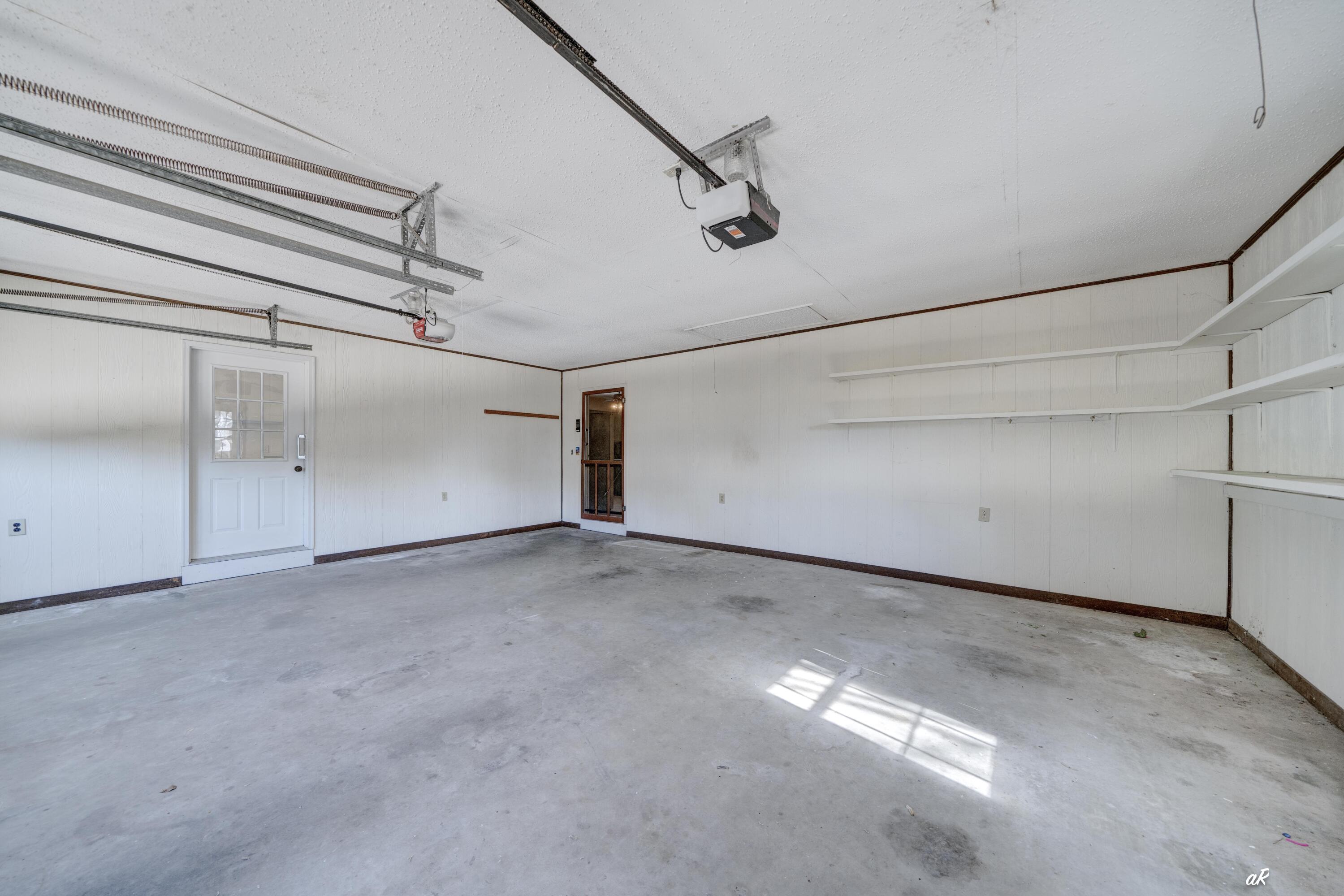 Deerpoint Lake Heights - Residential