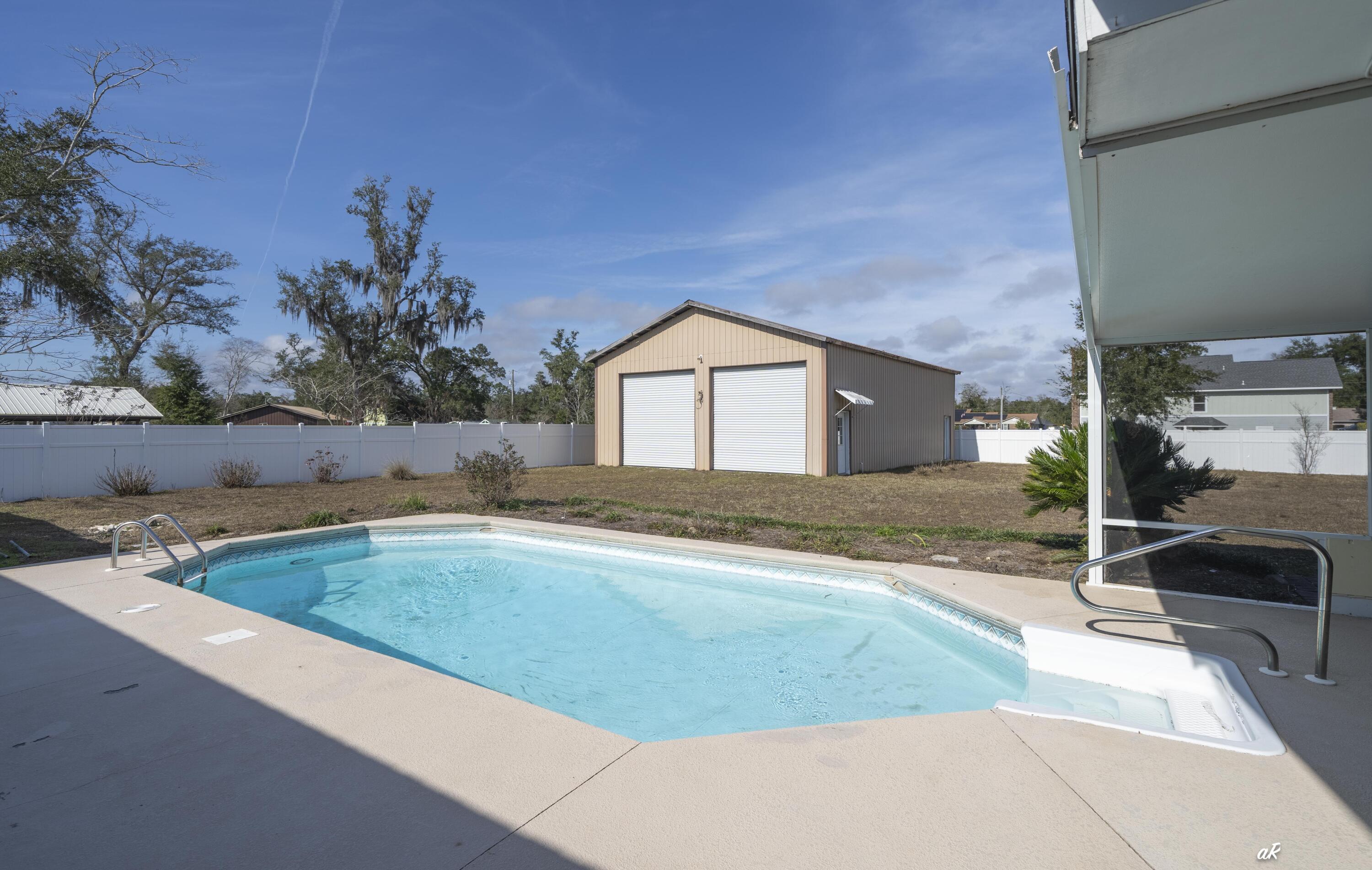 Deerpoint Lake Heights - Residential