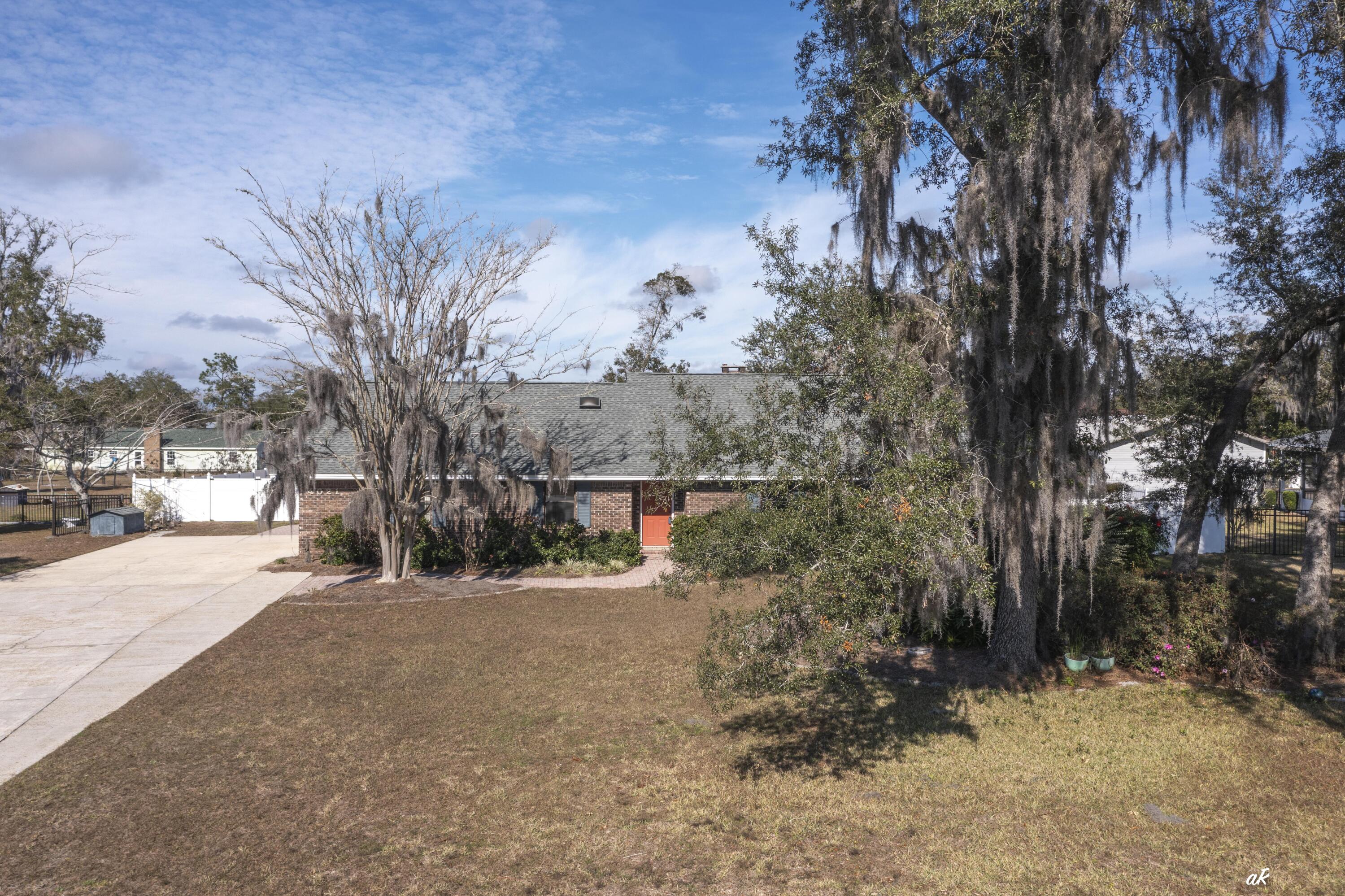 Deerpoint Lake Heights - Residential