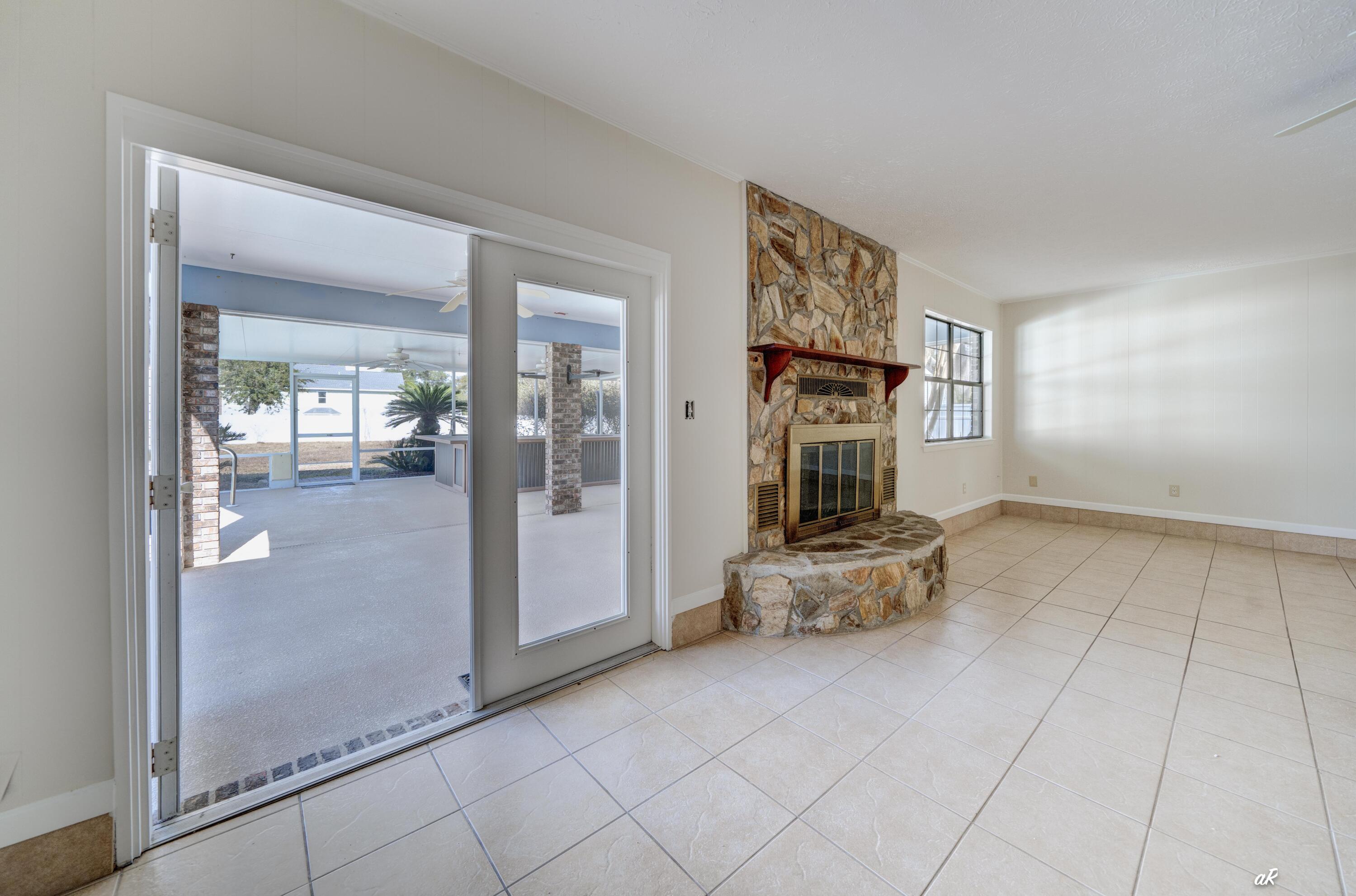 Deerpoint Lake Heights - Residential