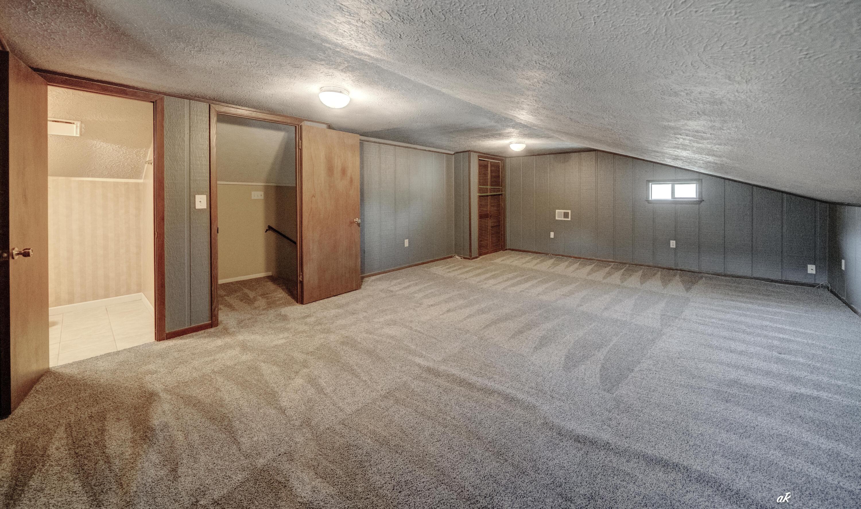 Deerpoint Lake Heights - Residential