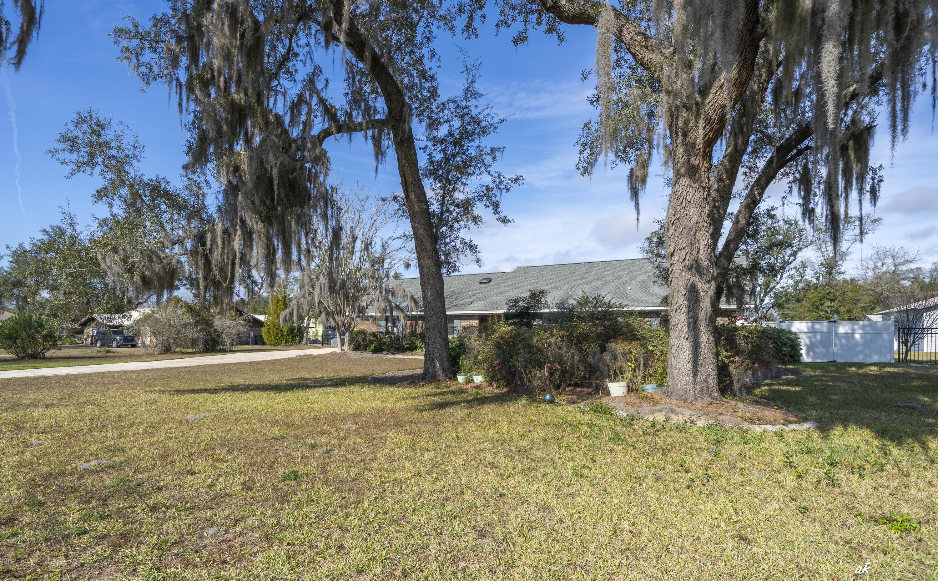 Deerpoint Lake Heights - Residential