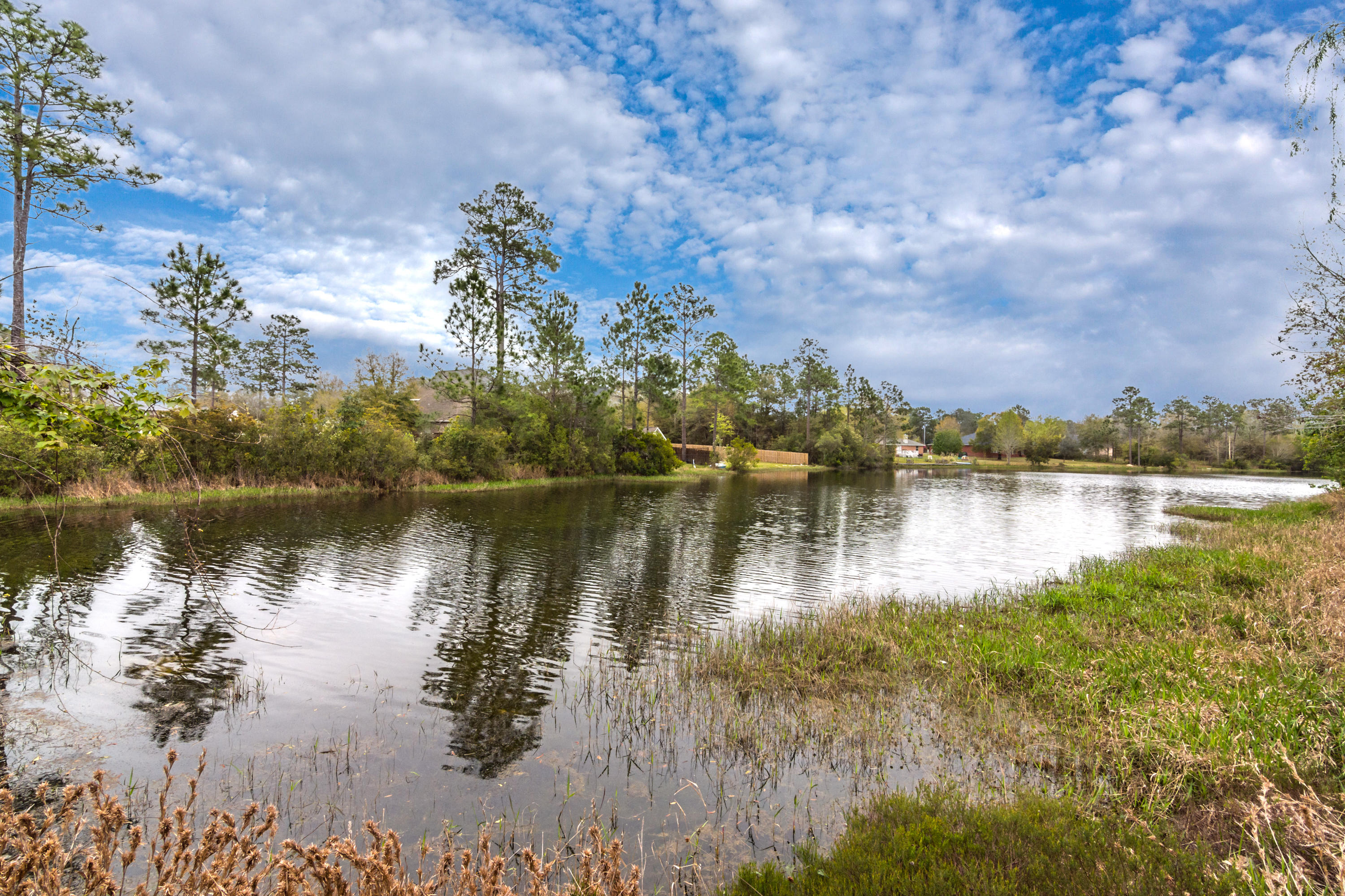 CHEROKEE BEND S/D PH 2 - Residential