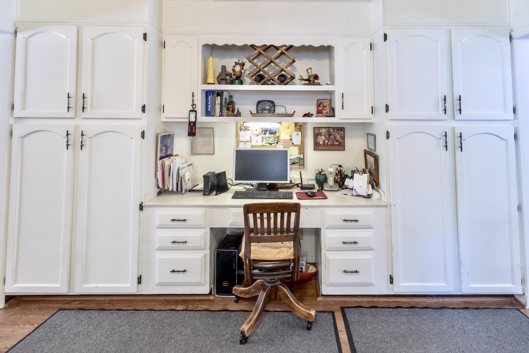 HEWETT BAYOU - Residential