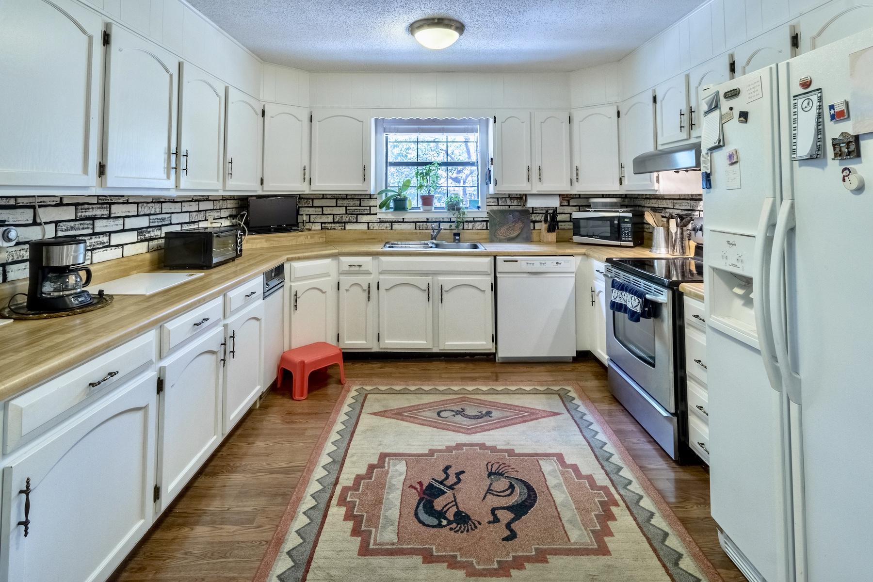 HEWETT BAYOU - Residential