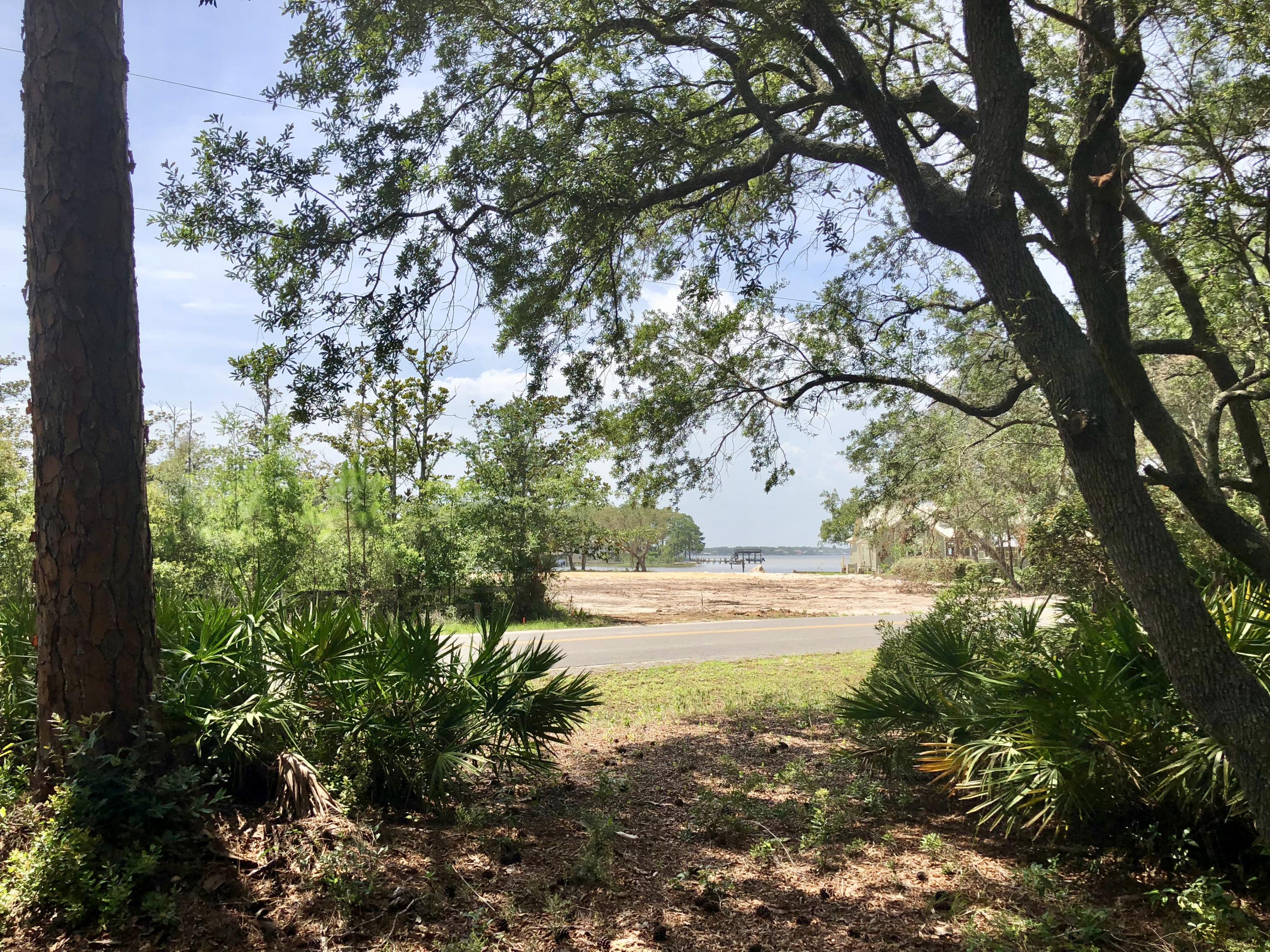 HEWETT BAYOU - Residential