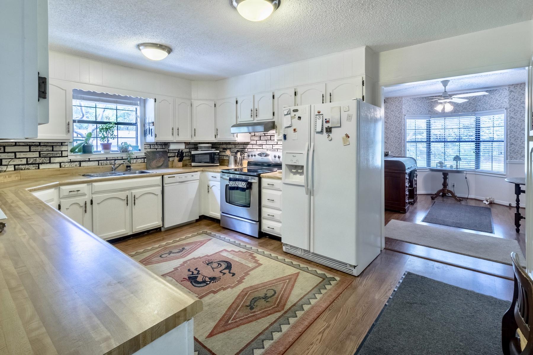 HEWETT BAYOU - Residential