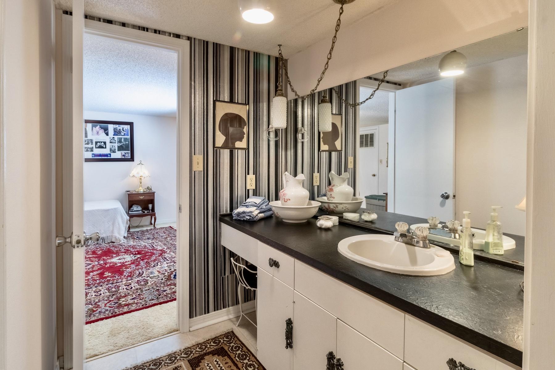 HEWETT BAYOU - Residential