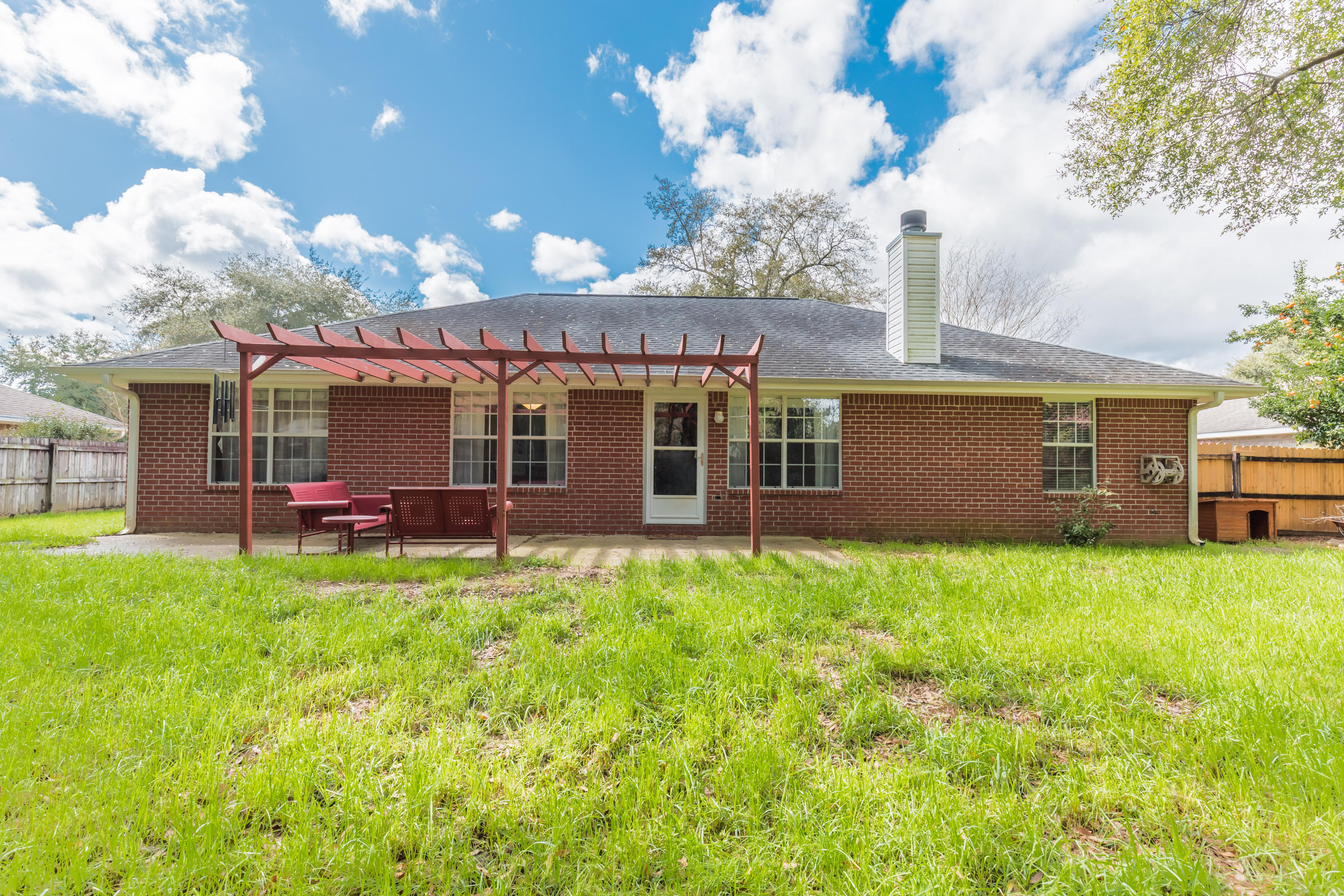 Hawk's Nest - Residential