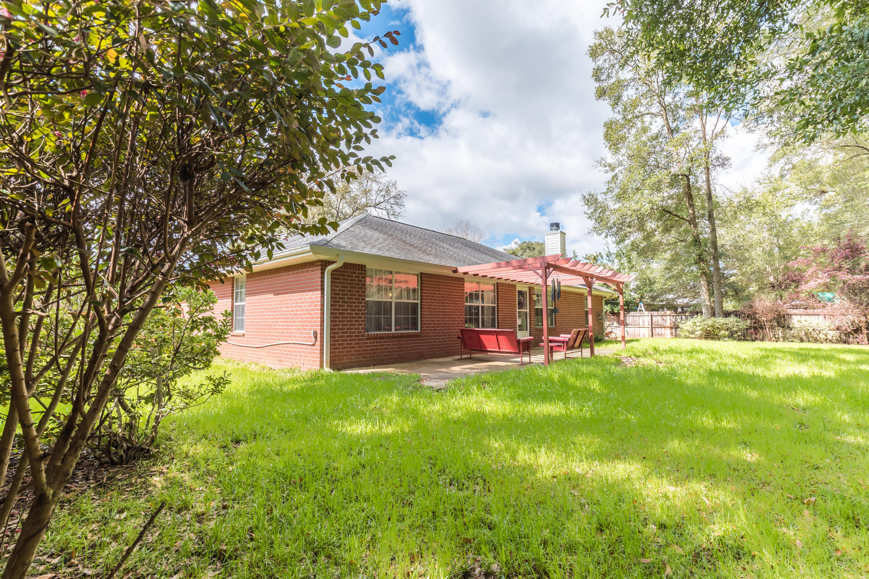 Hawk's Nest - Residential