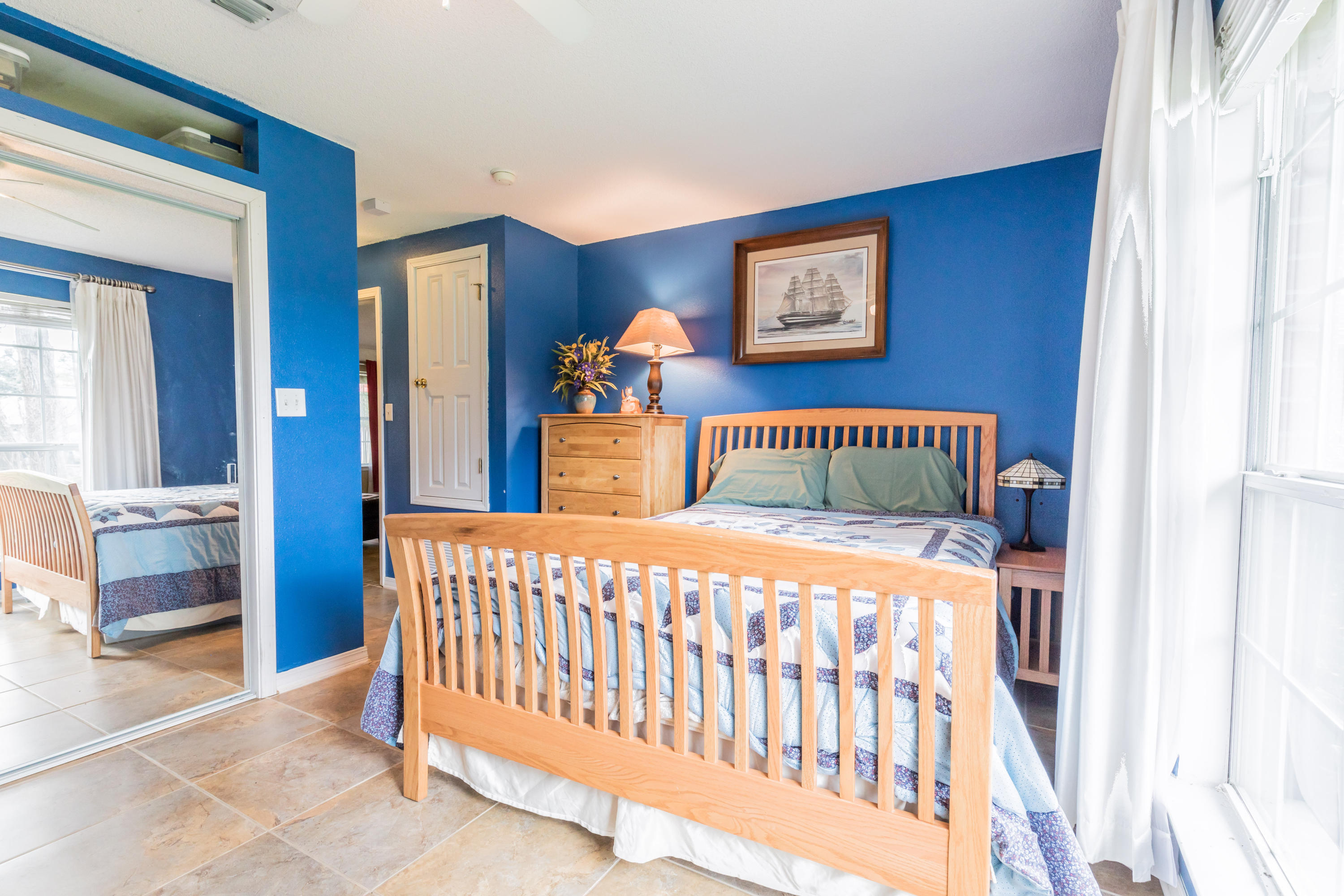 Hawk's Nest - Residential