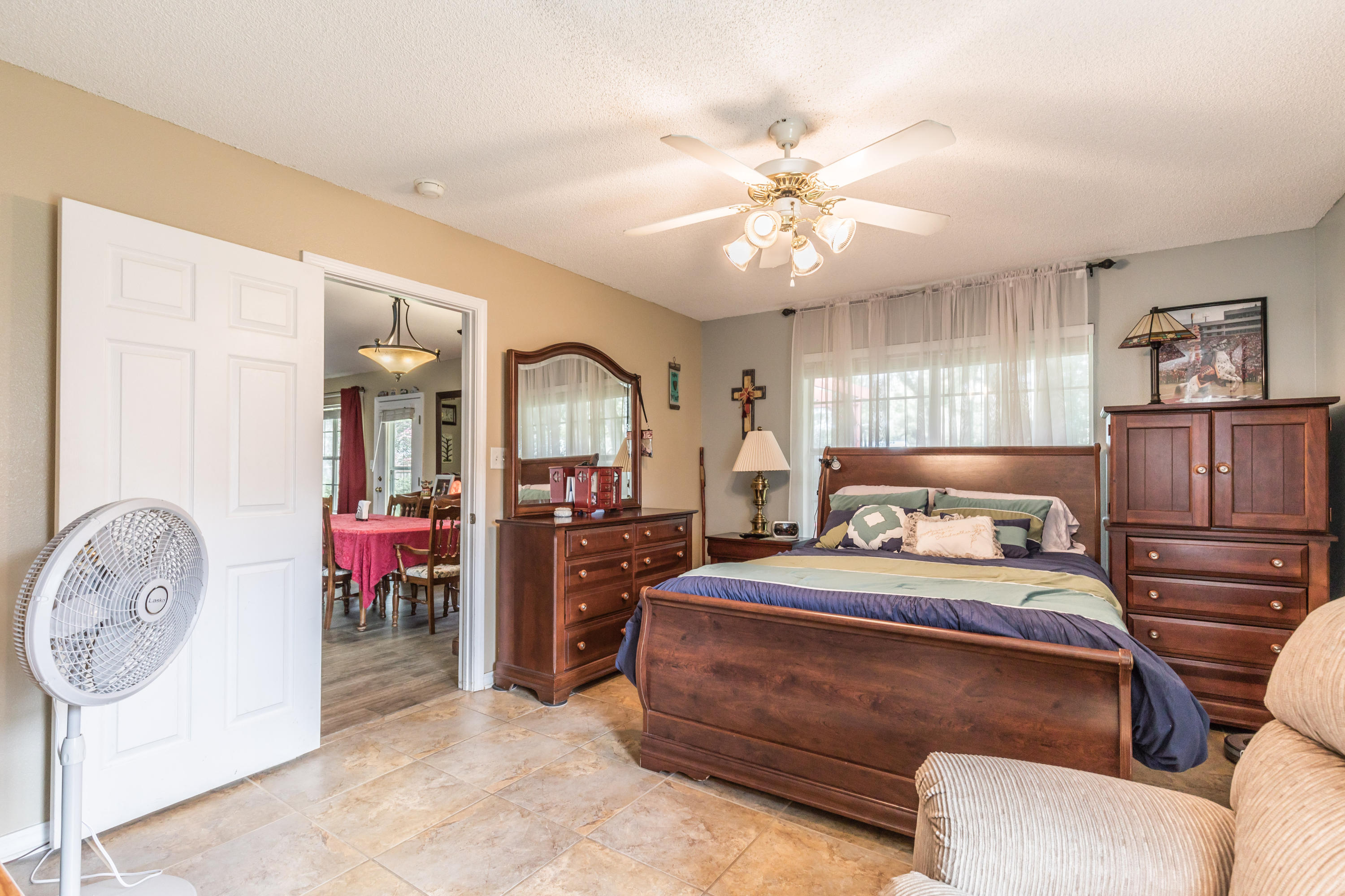 Hawk's Nest - Residential