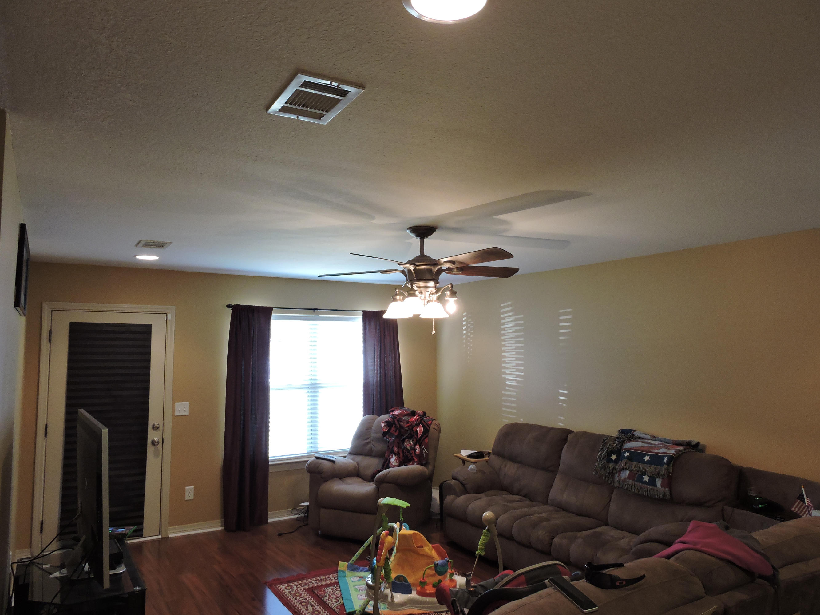 VALLEY CREEK S/D - Residential Lease