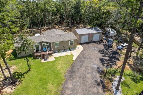 Photo of 4454 Shell Landing Road, Vernon, FL 32462 (MLS # 986725) Photo of 4454 Shell Landing Road, Vernon, FL 32462 (MLS # 986725)