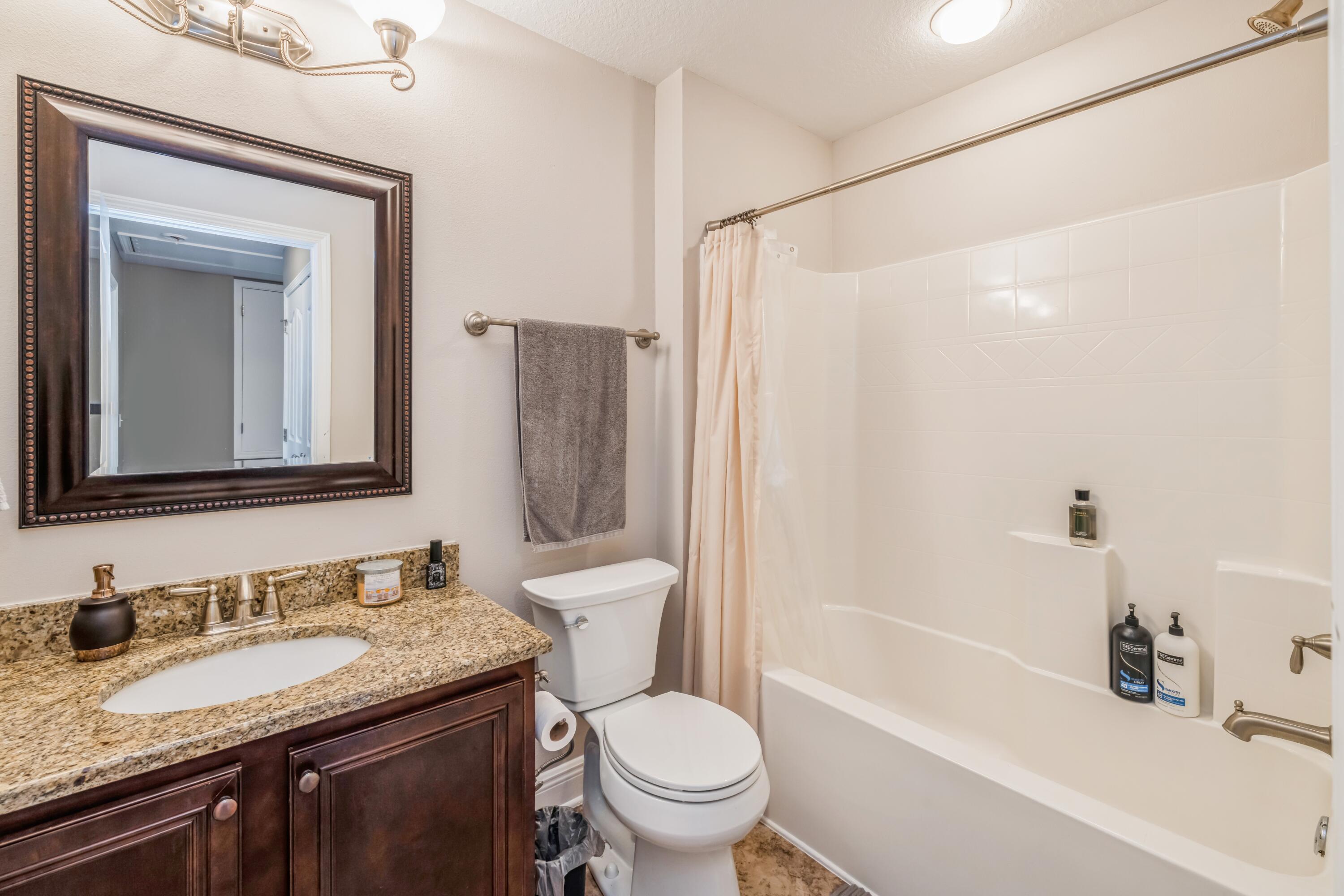 RESERVE POINTE - Residential