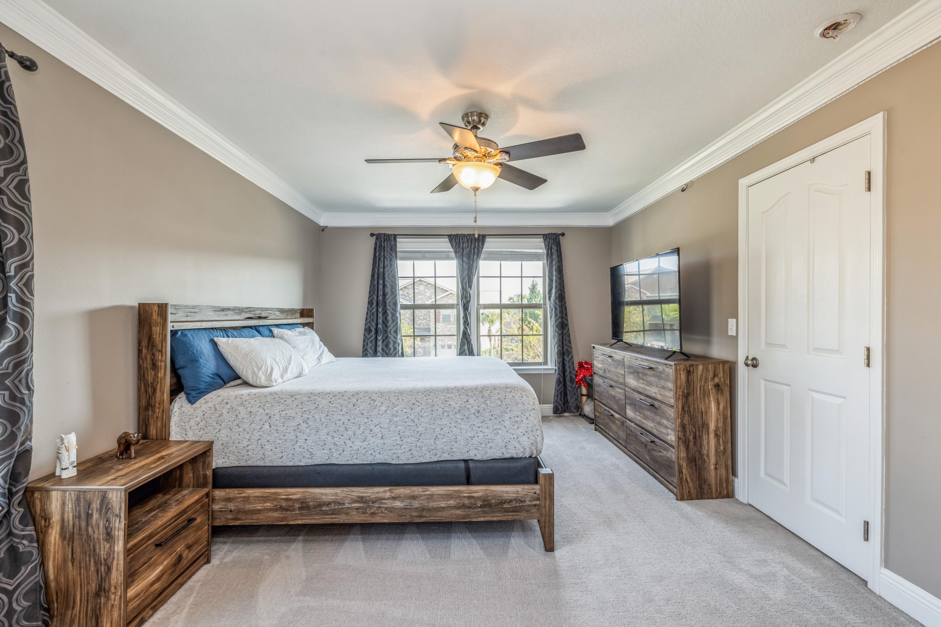 RESERVE POINTE - Residential