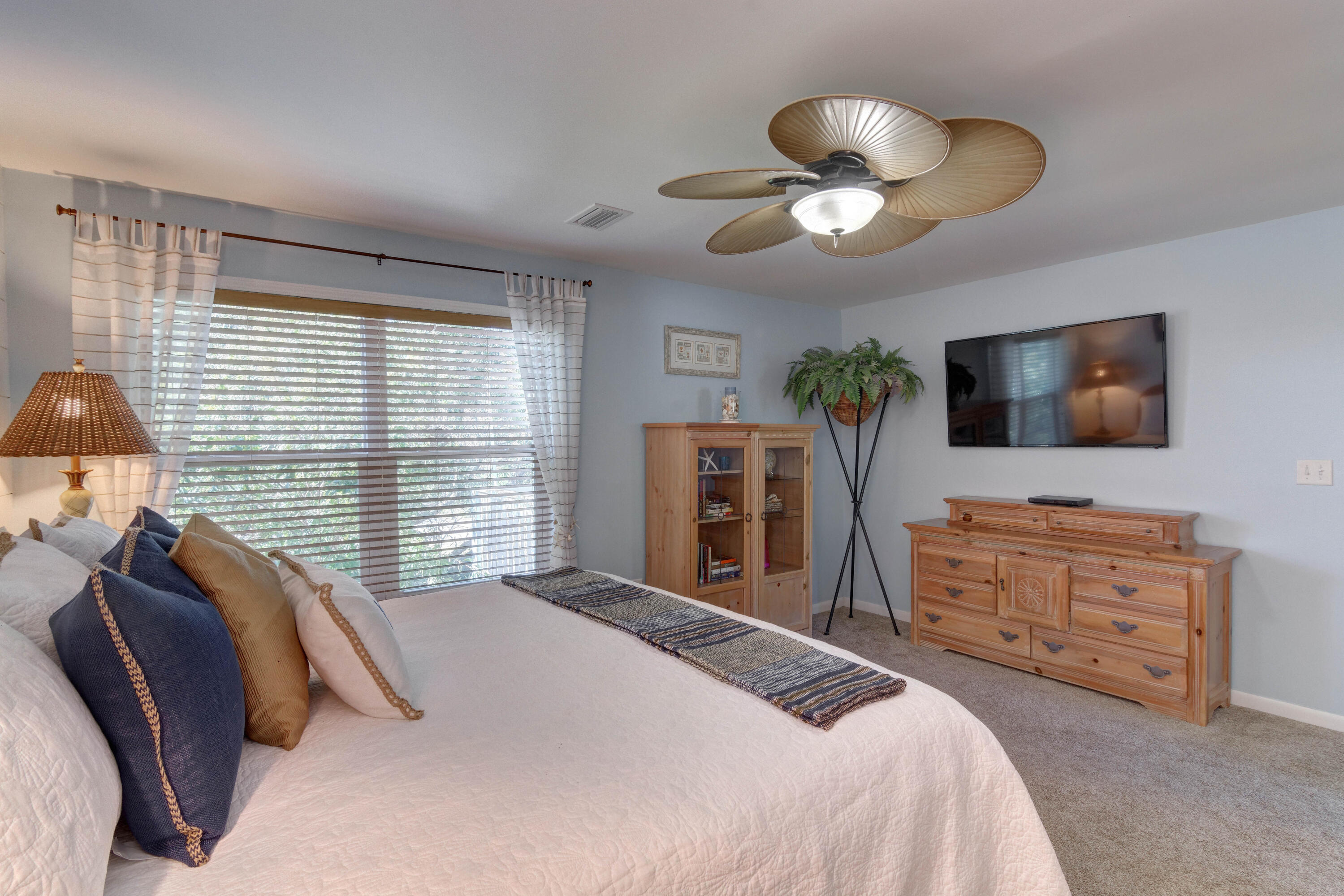 EASTERN LAKE ESTATES - Residential
