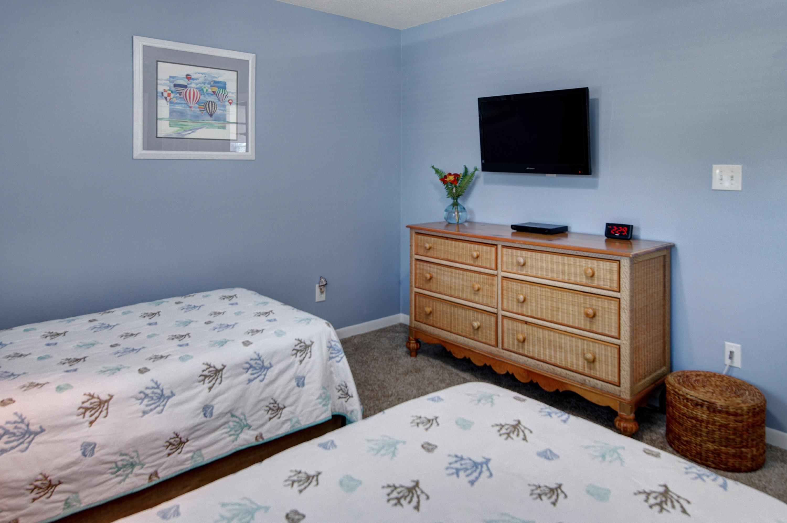 EASTERN LAKE ESTATES - Residential