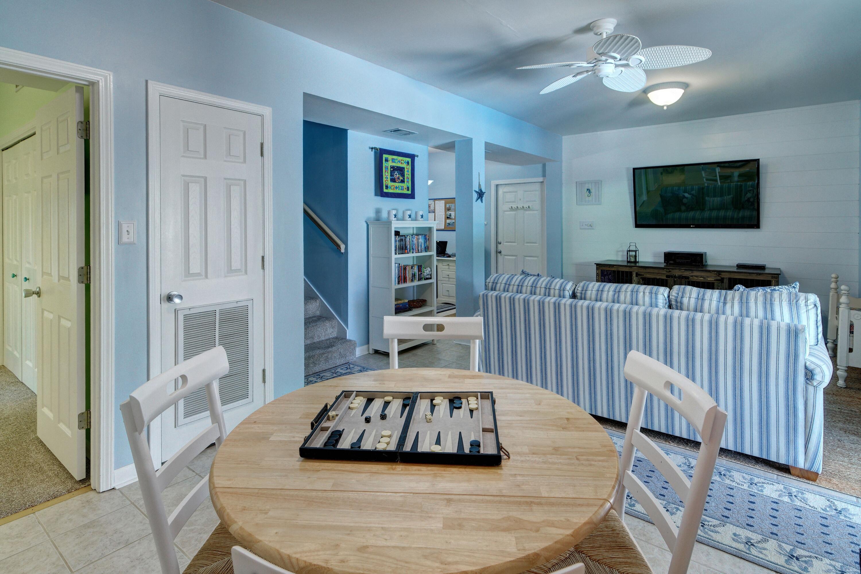 EASTERN LAKE ESTATES - Residential