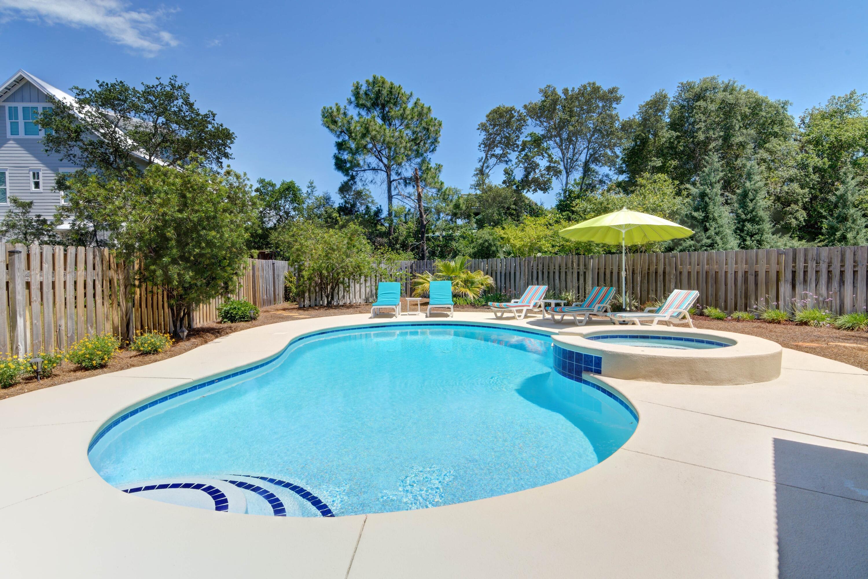 EASTERN LAKE ESTATES - Residential